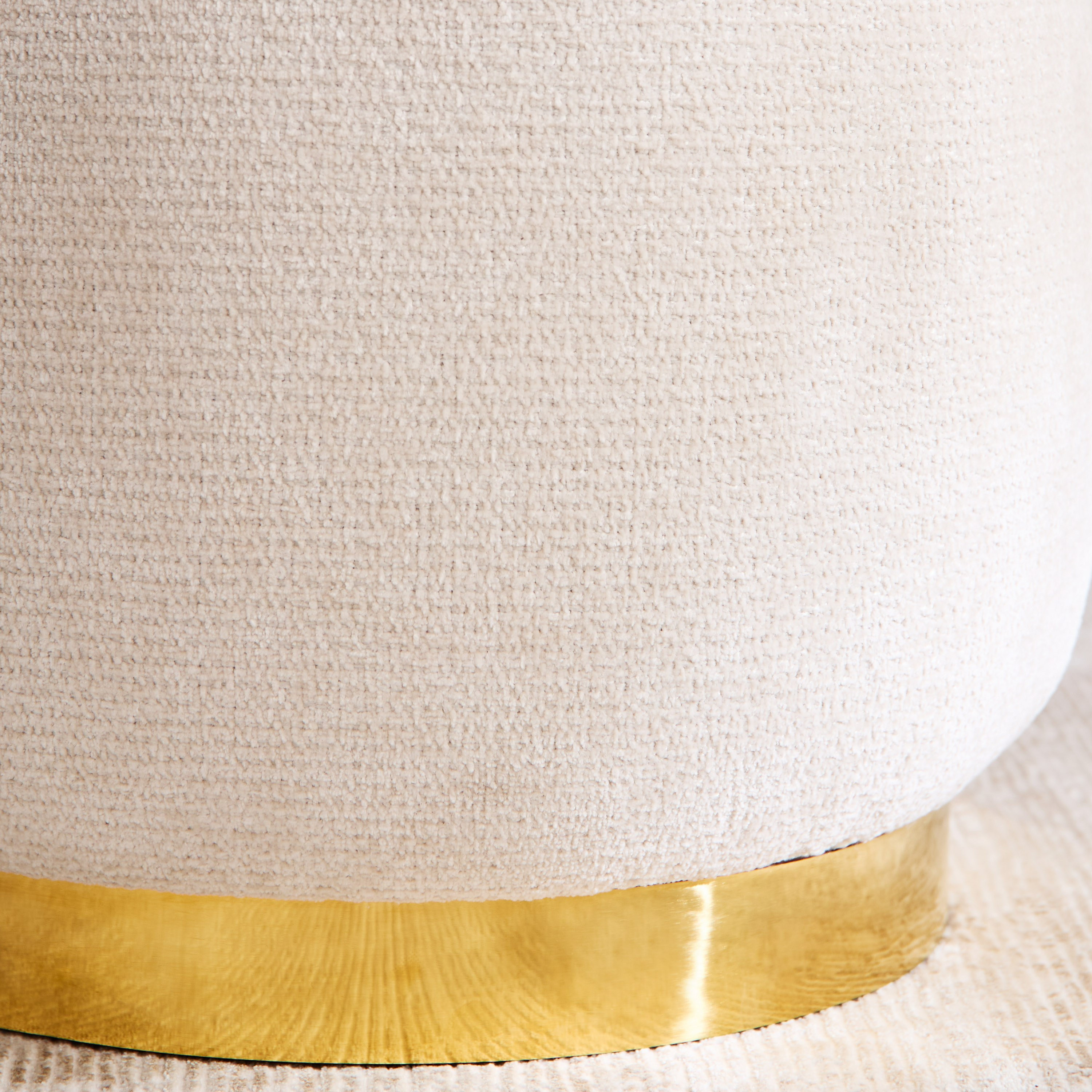 مقعد عثماني - سولينا-furniture-sofaandseating-ottomansbeanbagsandpoufs-image-3