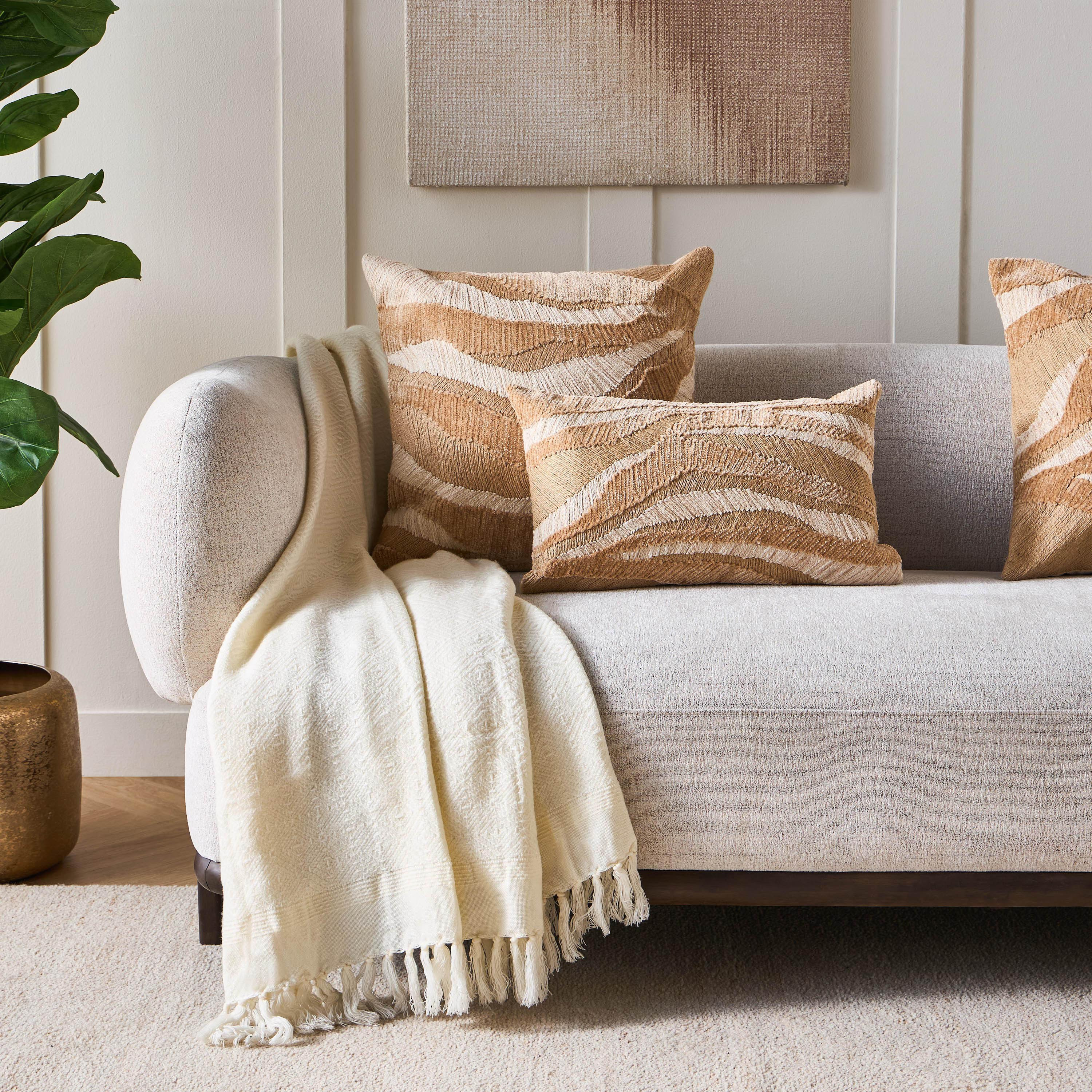 Anmat Embroidered Cushion Cover - 30x50 cm-household-cushionsandthrows-cushioncovers-image-4