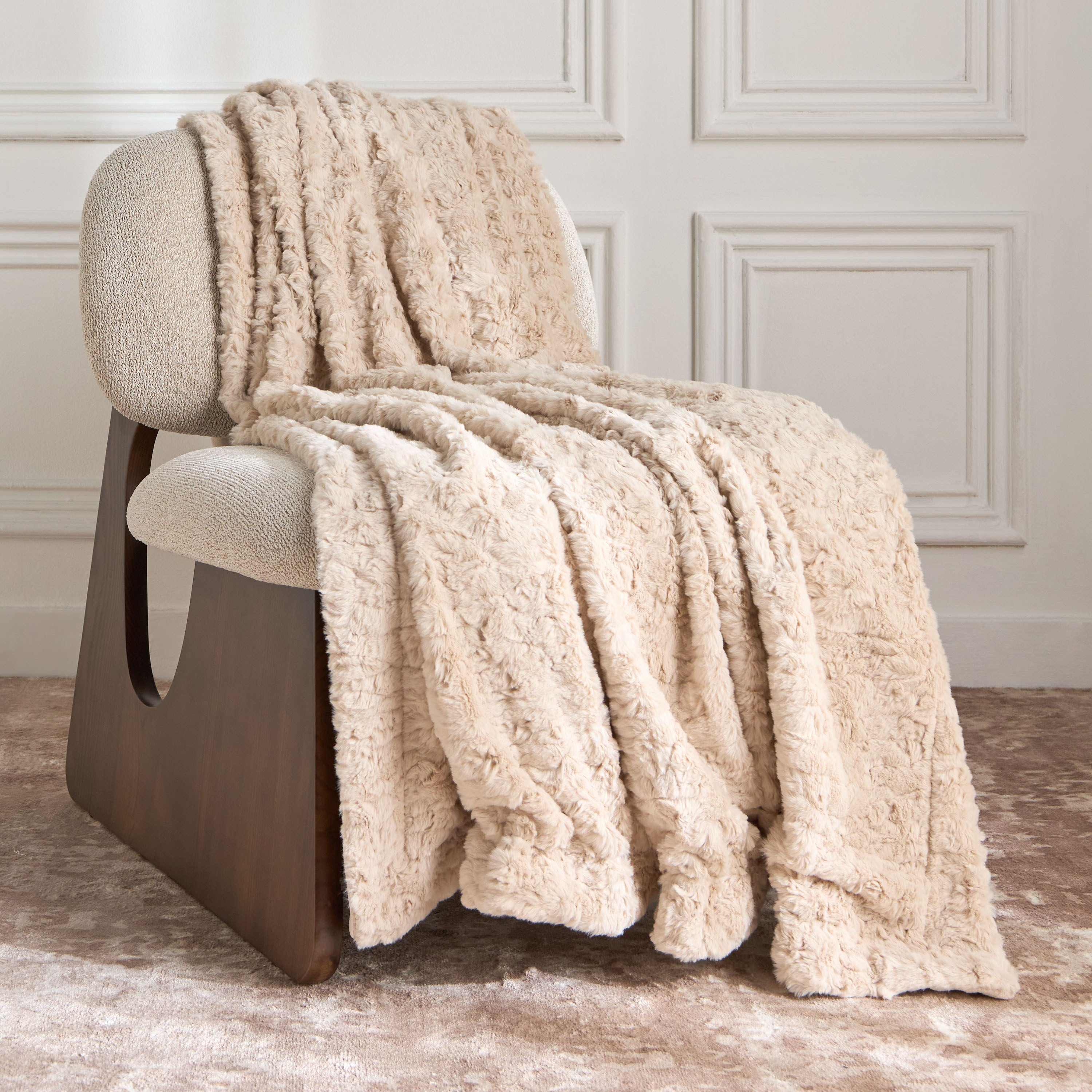 Mckinley Rabbit Fur Blanket - 160x220 cm
