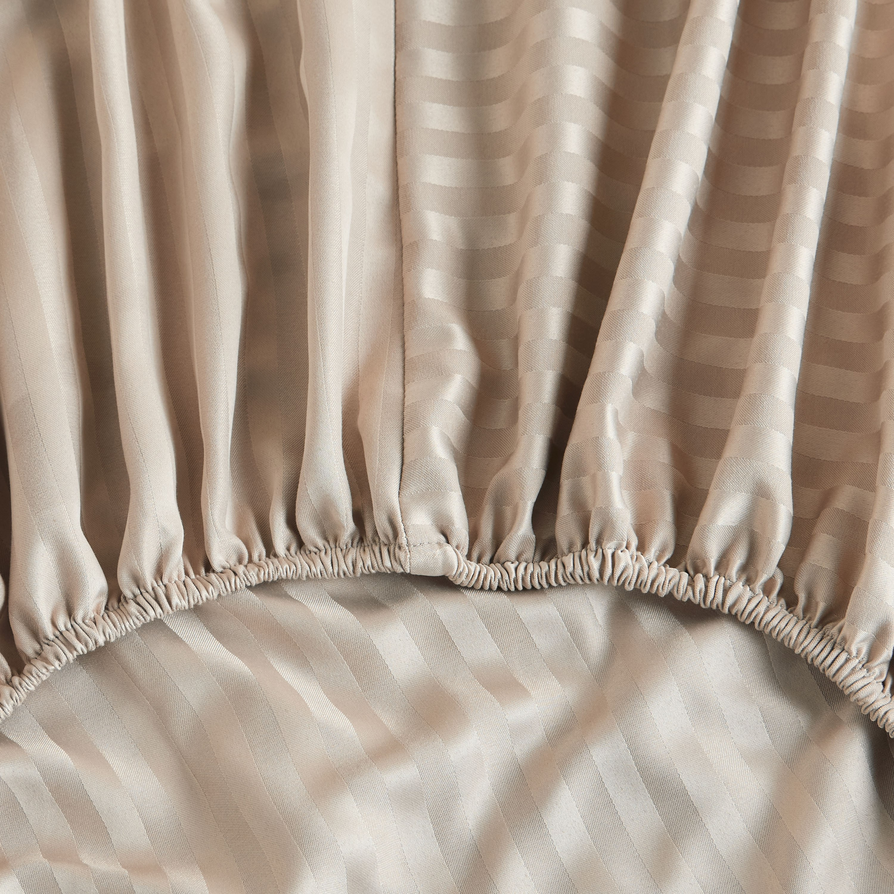 Hotel Stripe Full Fitted Sheet - 120x200 cm-household-bedding-sheetsandpillowcases-fittedsheets-image-2