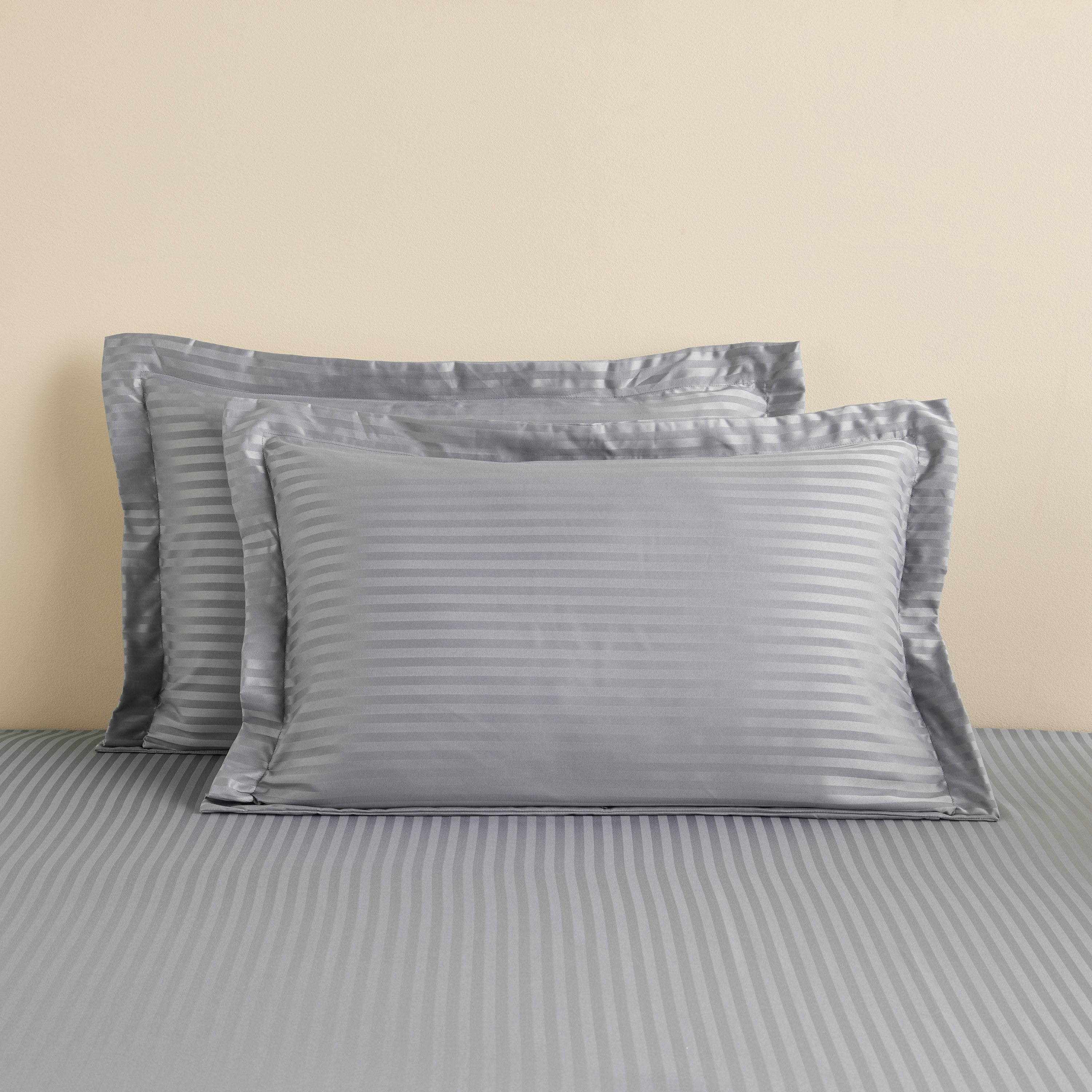 Hotel Stripe 2-Piece Pillowcase Set - 50x75 cm-household-bedding-sheetsandpillowcases-pillowcases-image-1