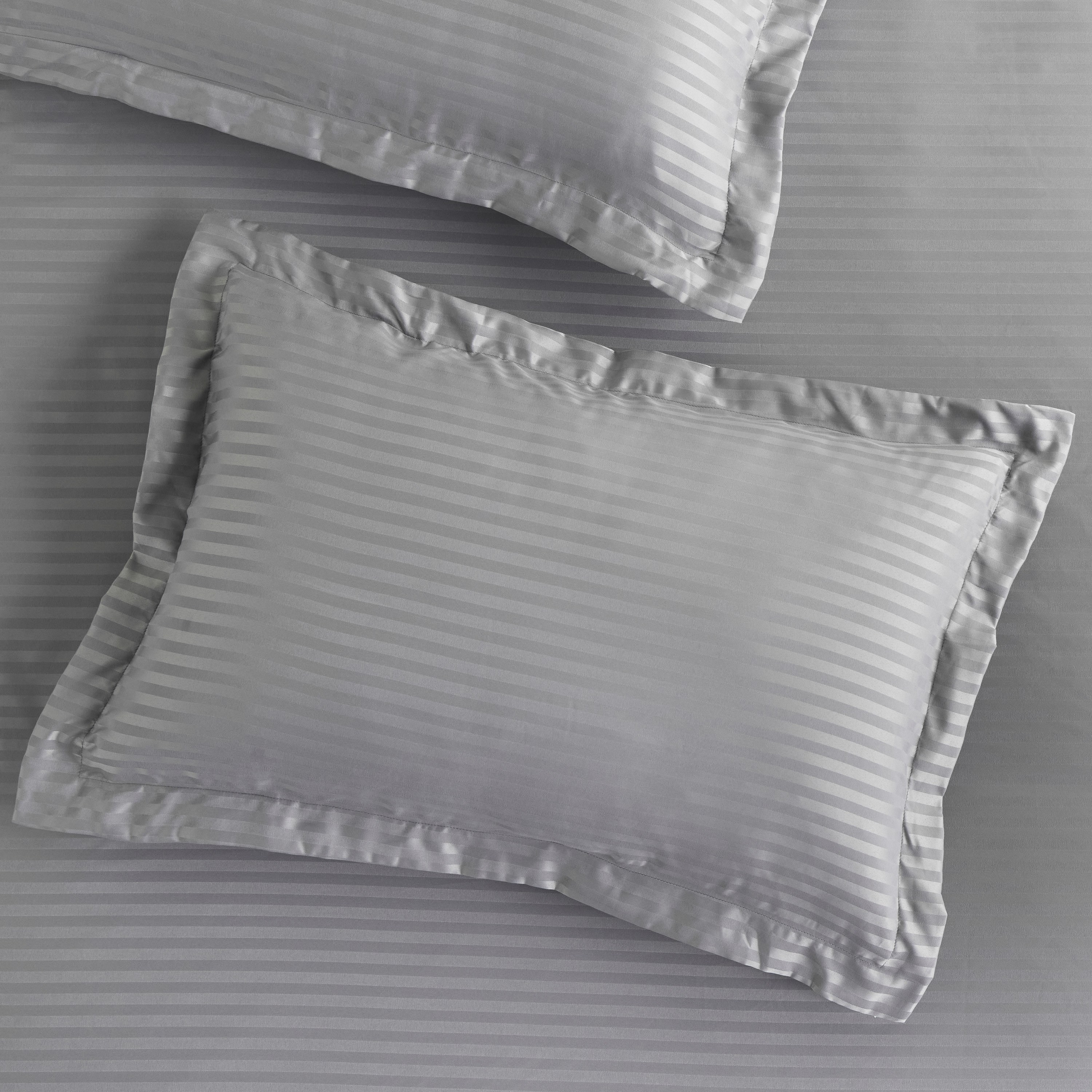 Hotel Stripe 2-Piece Pillowcase Set - 50x75 cm-household-bedding-sheetsandpillowcases-pillowcases-image-2