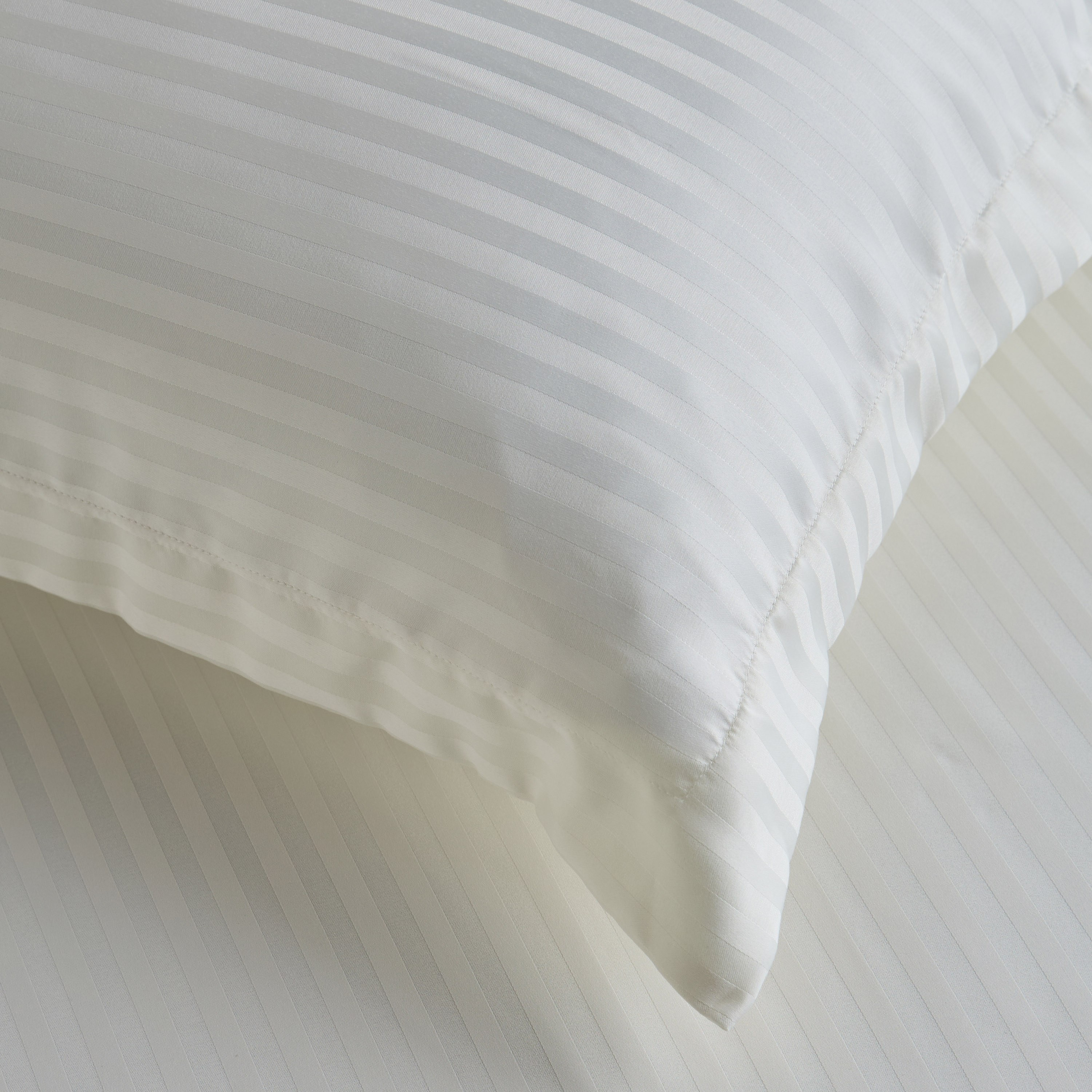 Hotel Stripe 2-Piece Pillowcase Set - 50x75 cm-household-bedding-sheetsandpillowcases-pillowcases-image-3