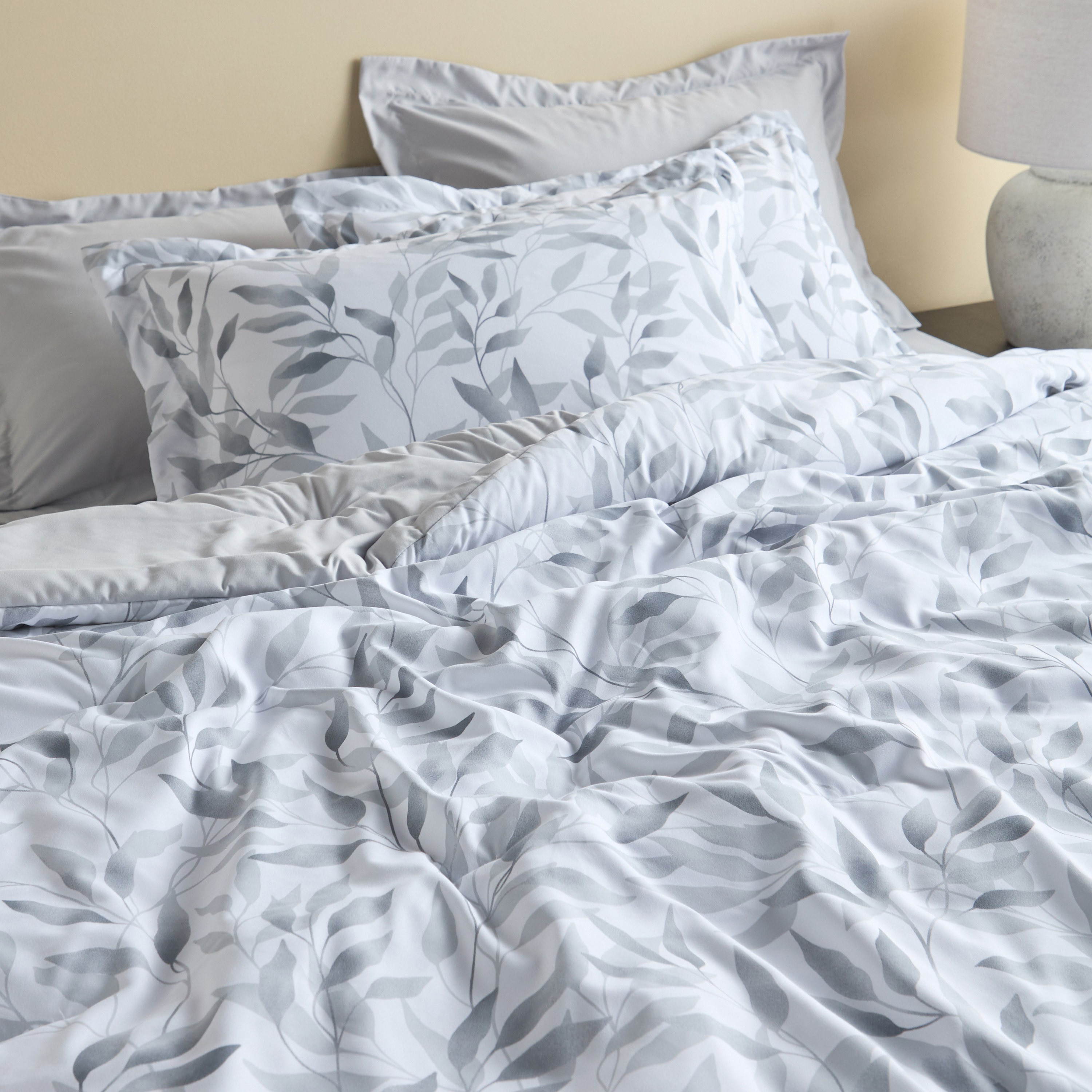 Alicent Printed 6-Piece Super King Comforter and Sheet Set - 240x260 cm-household-bedding-comfortersandbedspreads-bedinabag-image-7