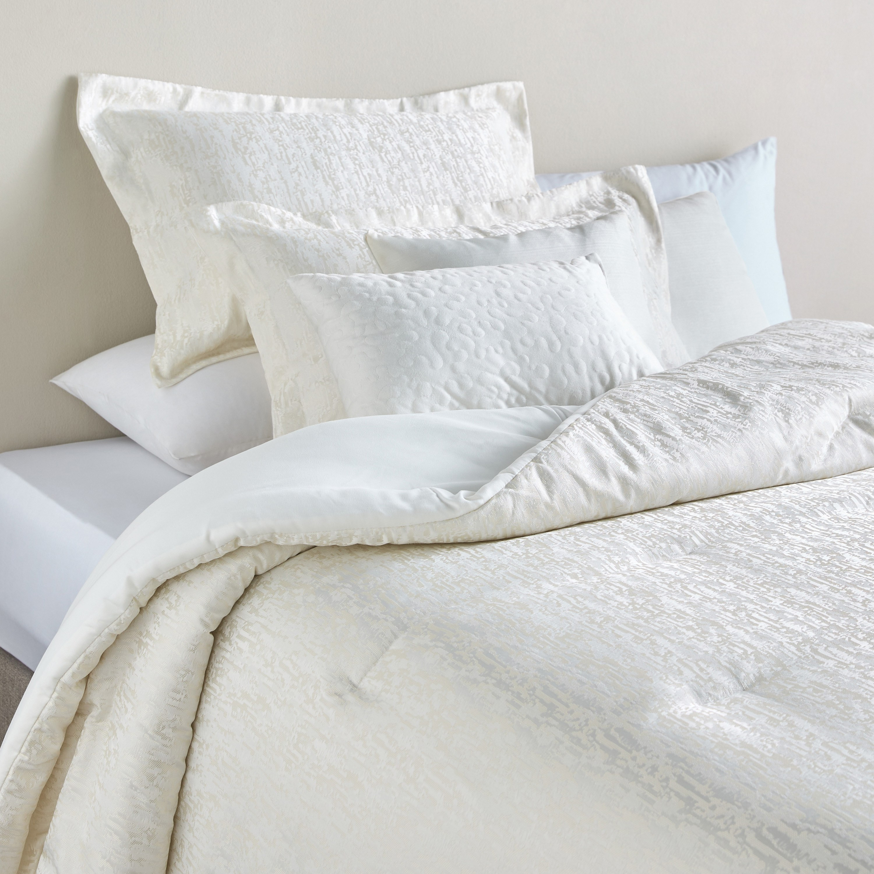 Nube Jacquard 6-Piece Queen Comforter Set - 200x240 cm-household-bedding-comfortersandbedspreads-comforters-image-1