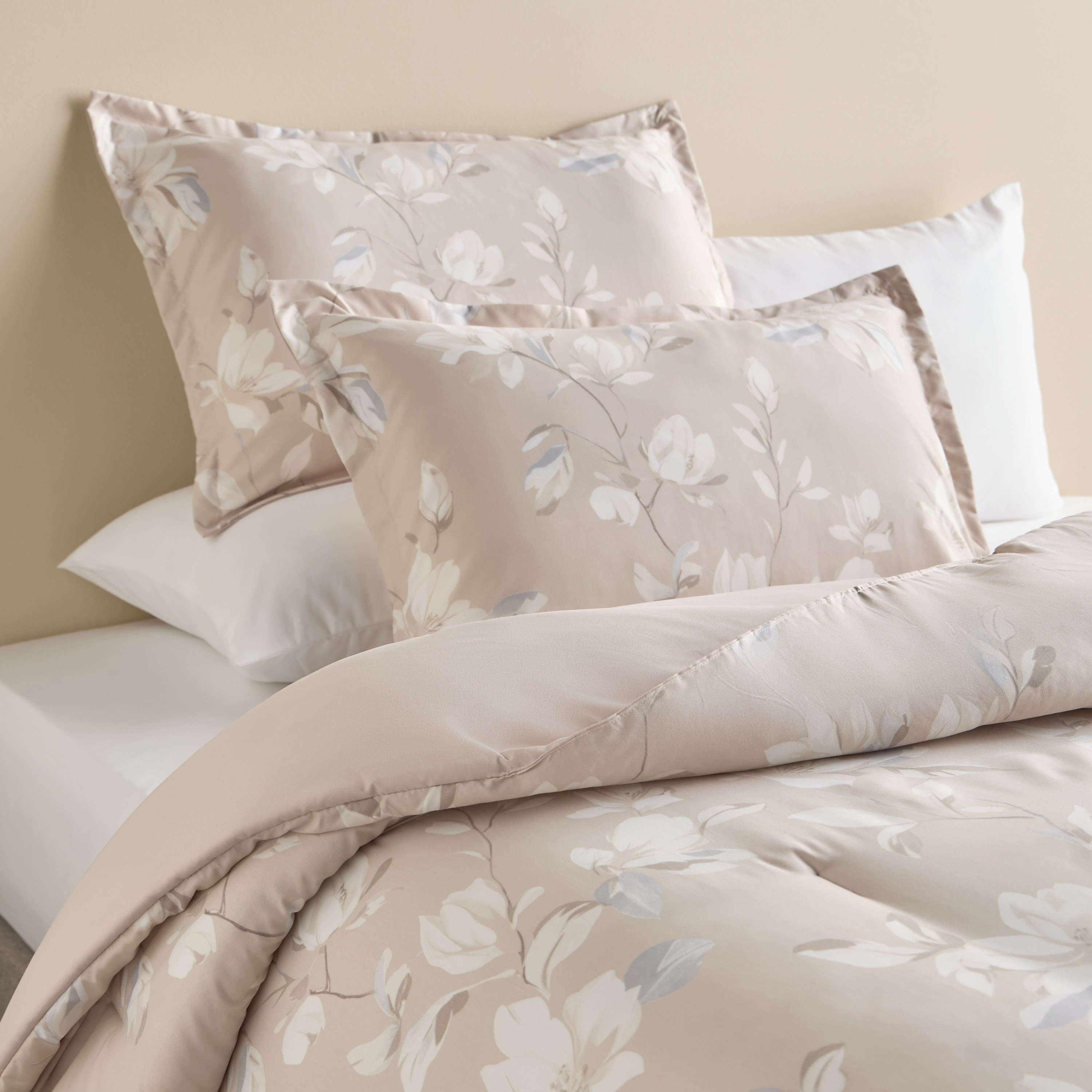 Higo Printed 4-Piece Full Comforter and Sheet Set - 160x240 cm-household-bedding-comfortersandbedspreads-bedinabag-image-1