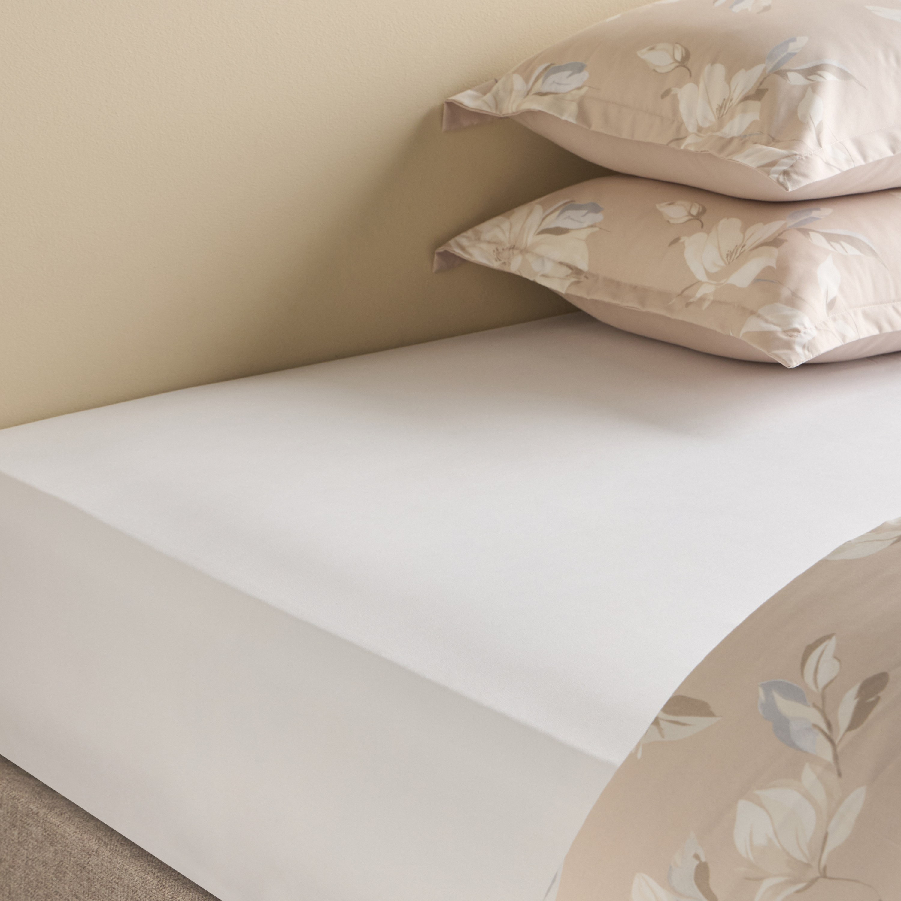 Higo Printed 6-Piece Super King Comforter and Sheet Set - 240x260 cm-household-bedding-comfortersandbedspreads-bedinabag-image-5