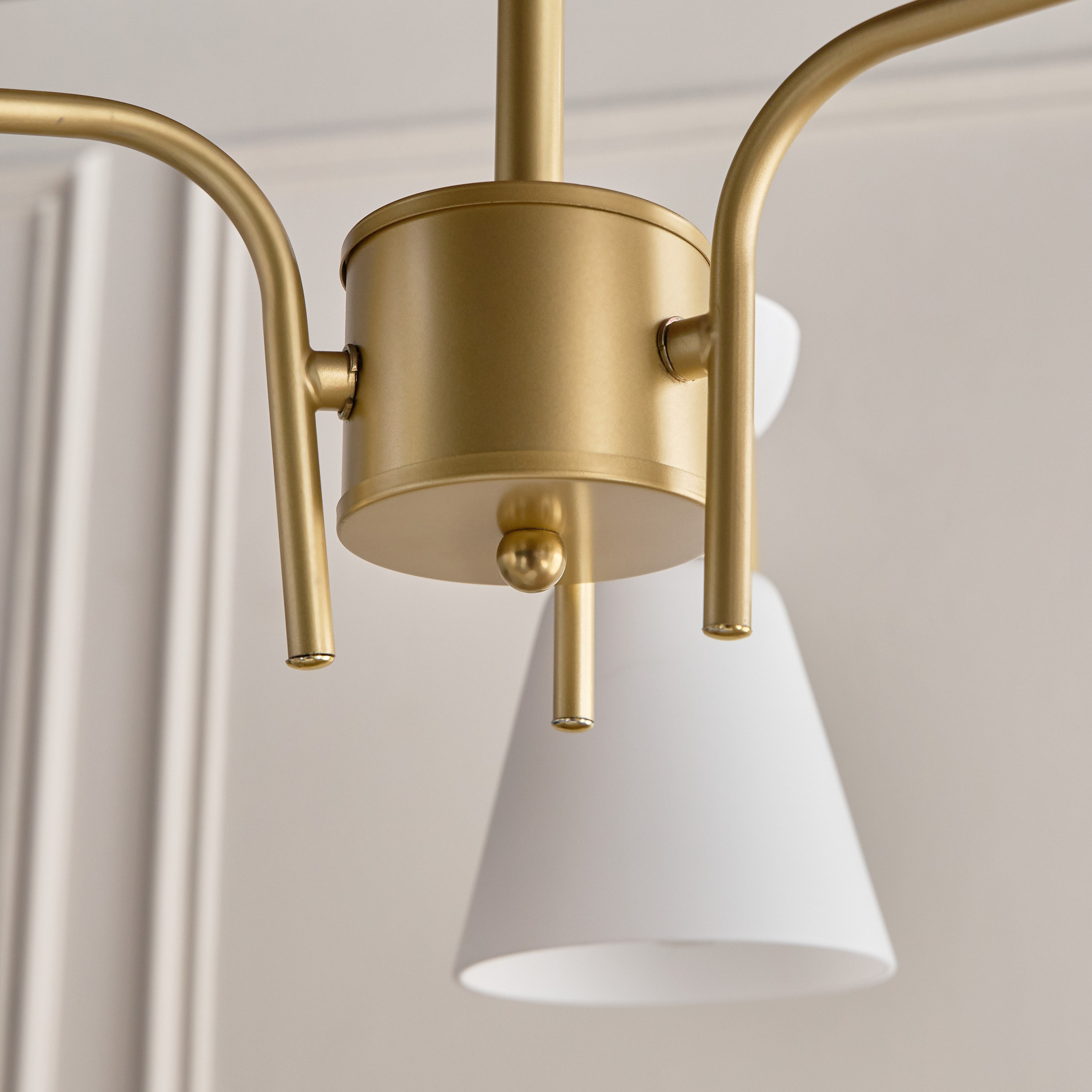 ثريا زجاجية بـ3 مصابيح - شوفي-household-lighting-ceilinglamps-chandeliers-image-3