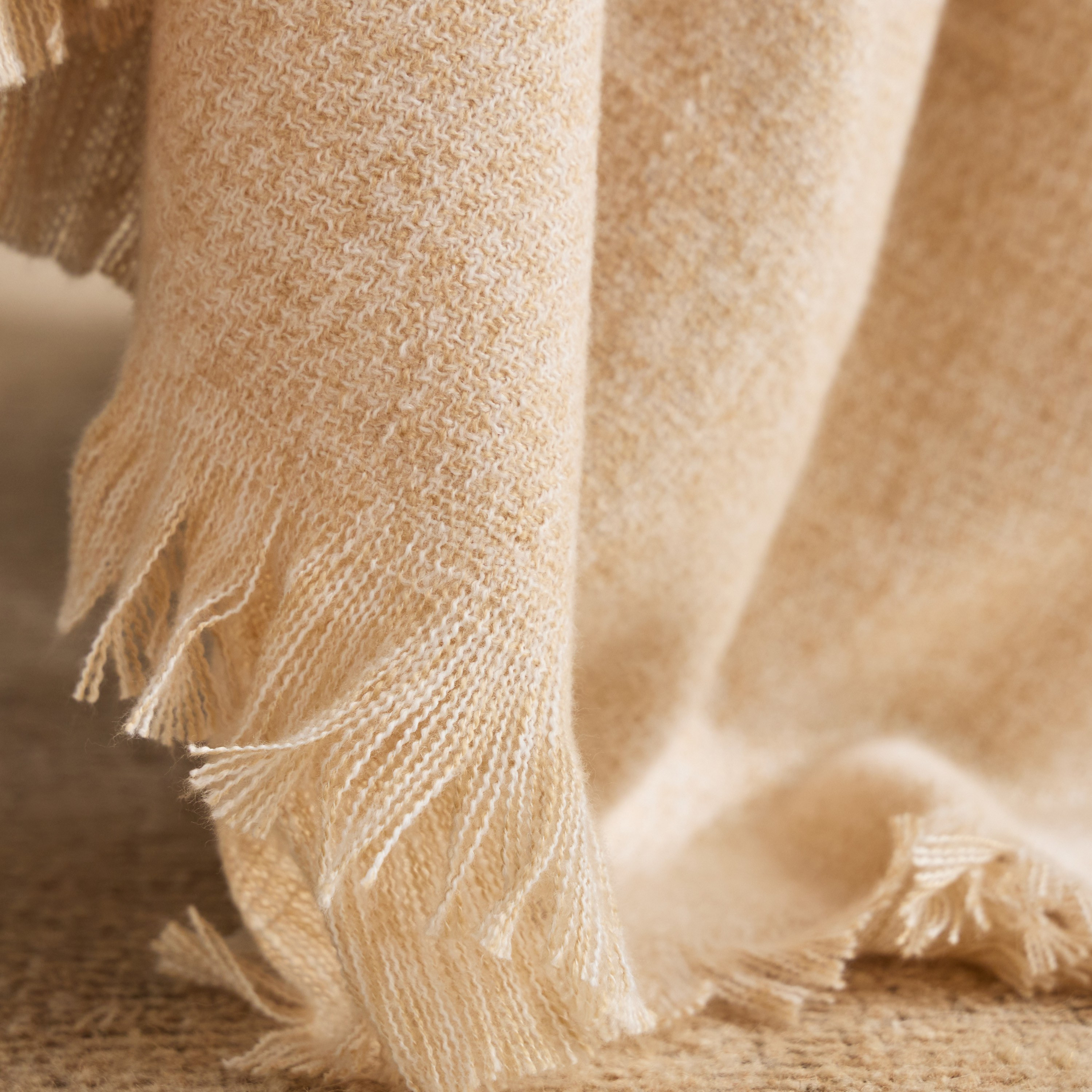 Colac Single Throw - 130x170 cm-household-cushionsandthrows-throwsandblankets-throws-image-2
