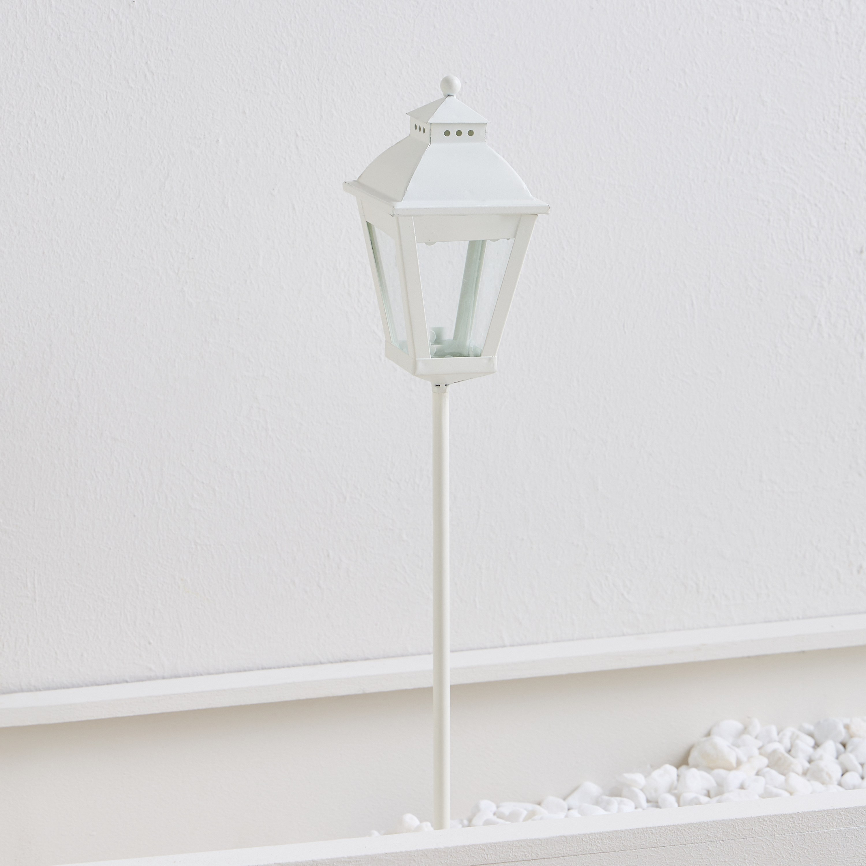 Mesha Outdoor Metal Garden Lamp Stake-household-gardenandoutdoor-trellisandstands-trellis-image-1