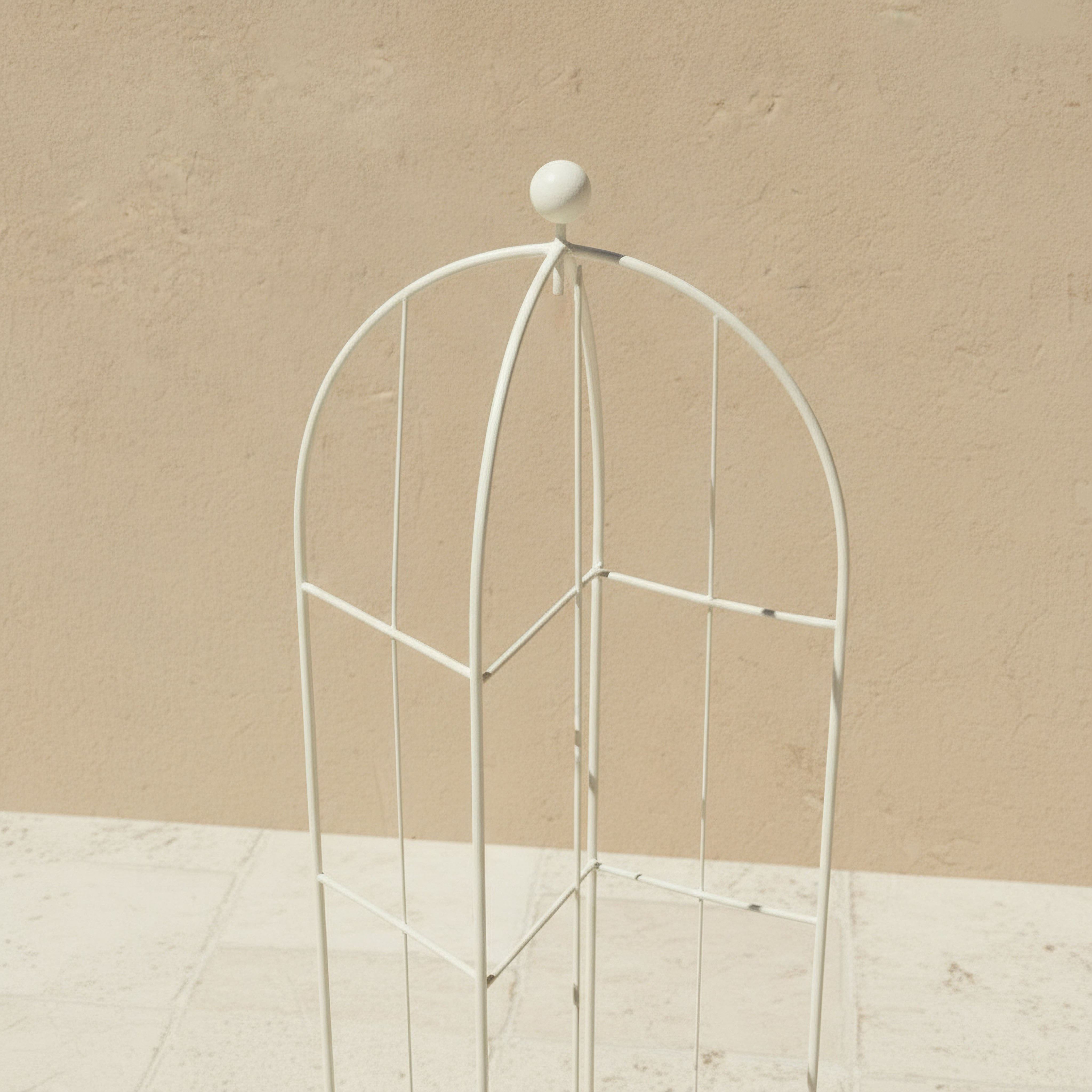 Zesty Metal Trellis - 135 cm-household-gardenandoutdoor-trellisandstands-trellis-image-2
