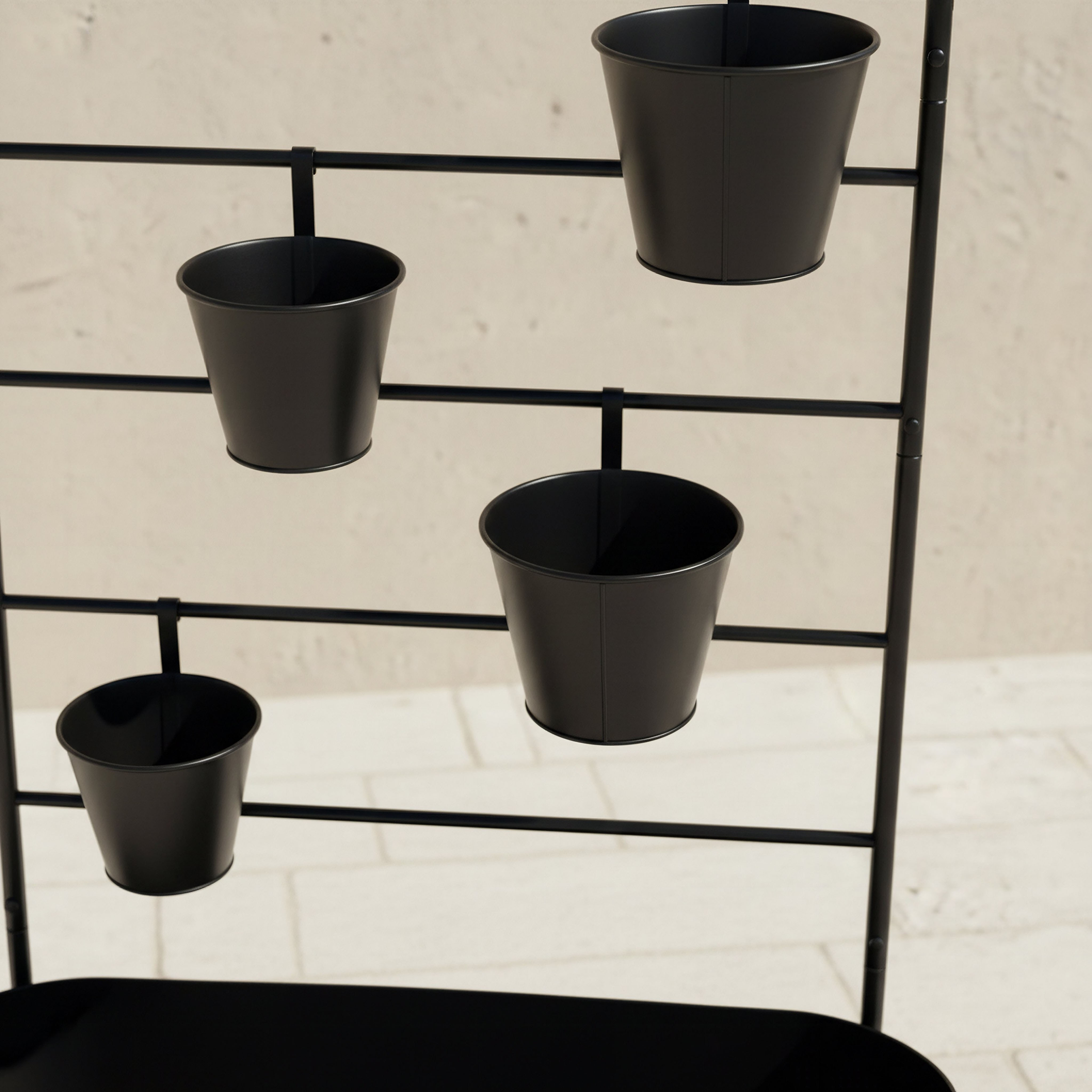 Trivial Metal Garden Stand - 140 cm-household-gardenandoutdoor-trellisandstands-plantstands-image-3
