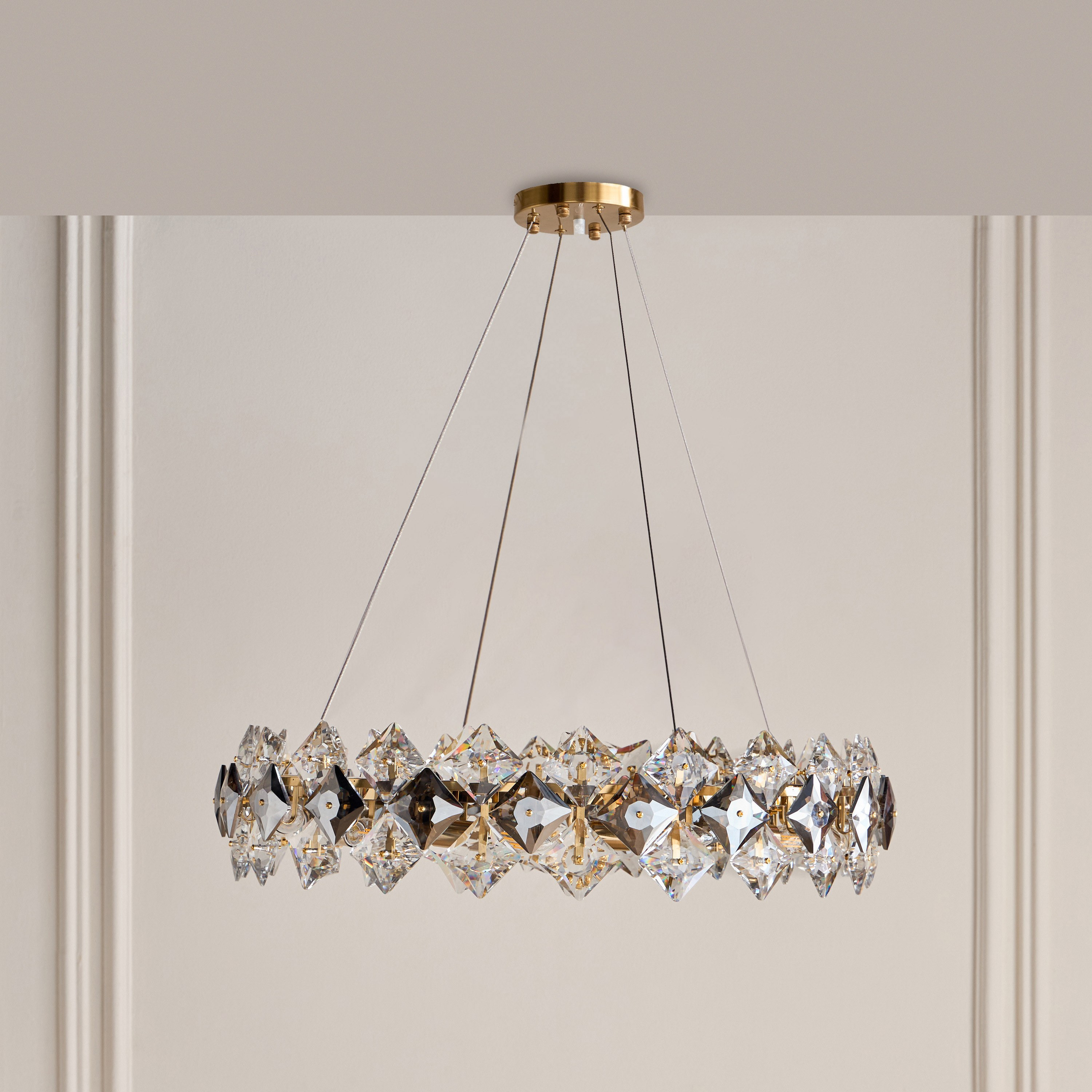 ثريا كريستالية بـ12 مصباح - مايزي-household-lighting-ceilinglamps-chandeliers-image-1