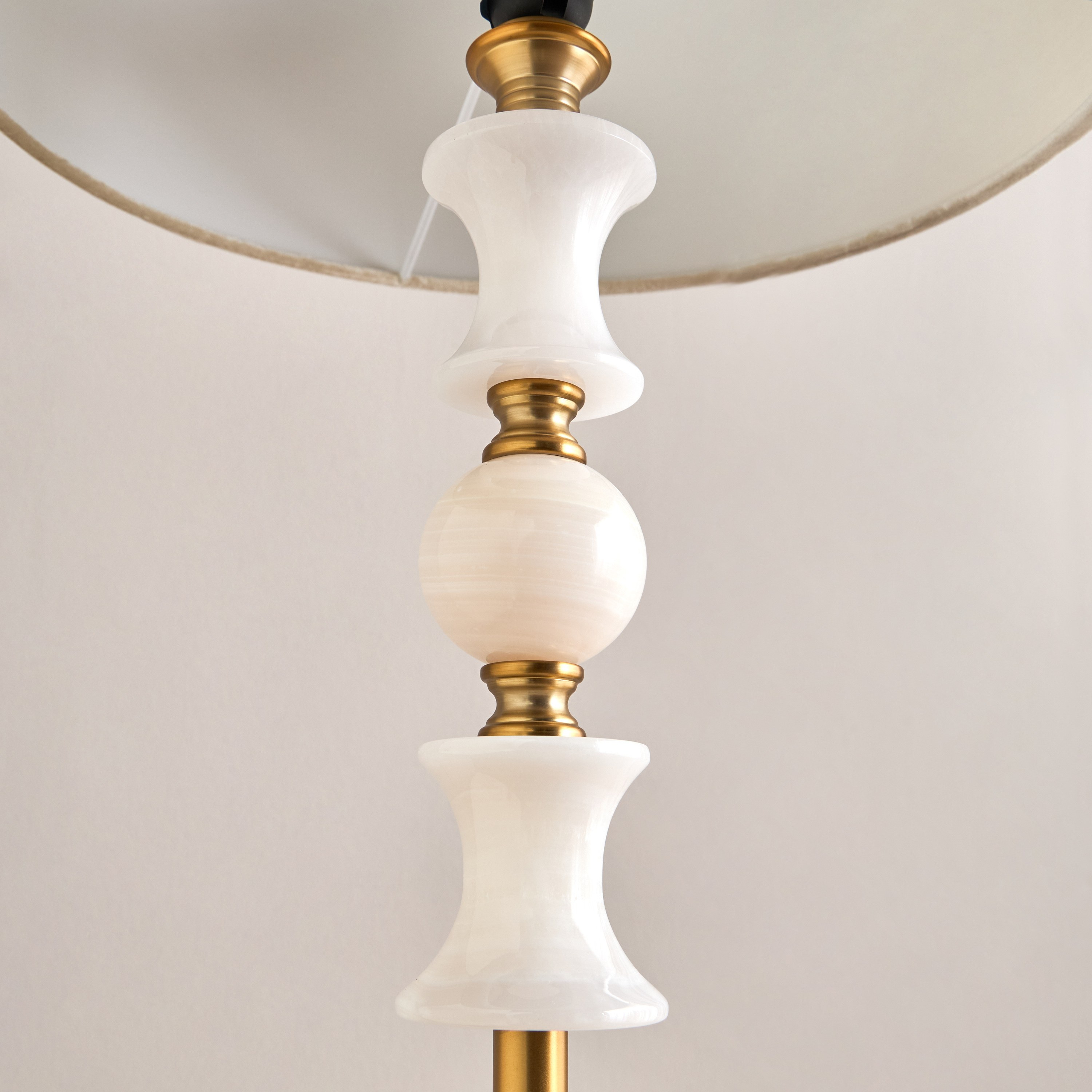 مصباح أرضية رخامي - فريتز - 162 سم-household-lighting-floorlamps-image-3