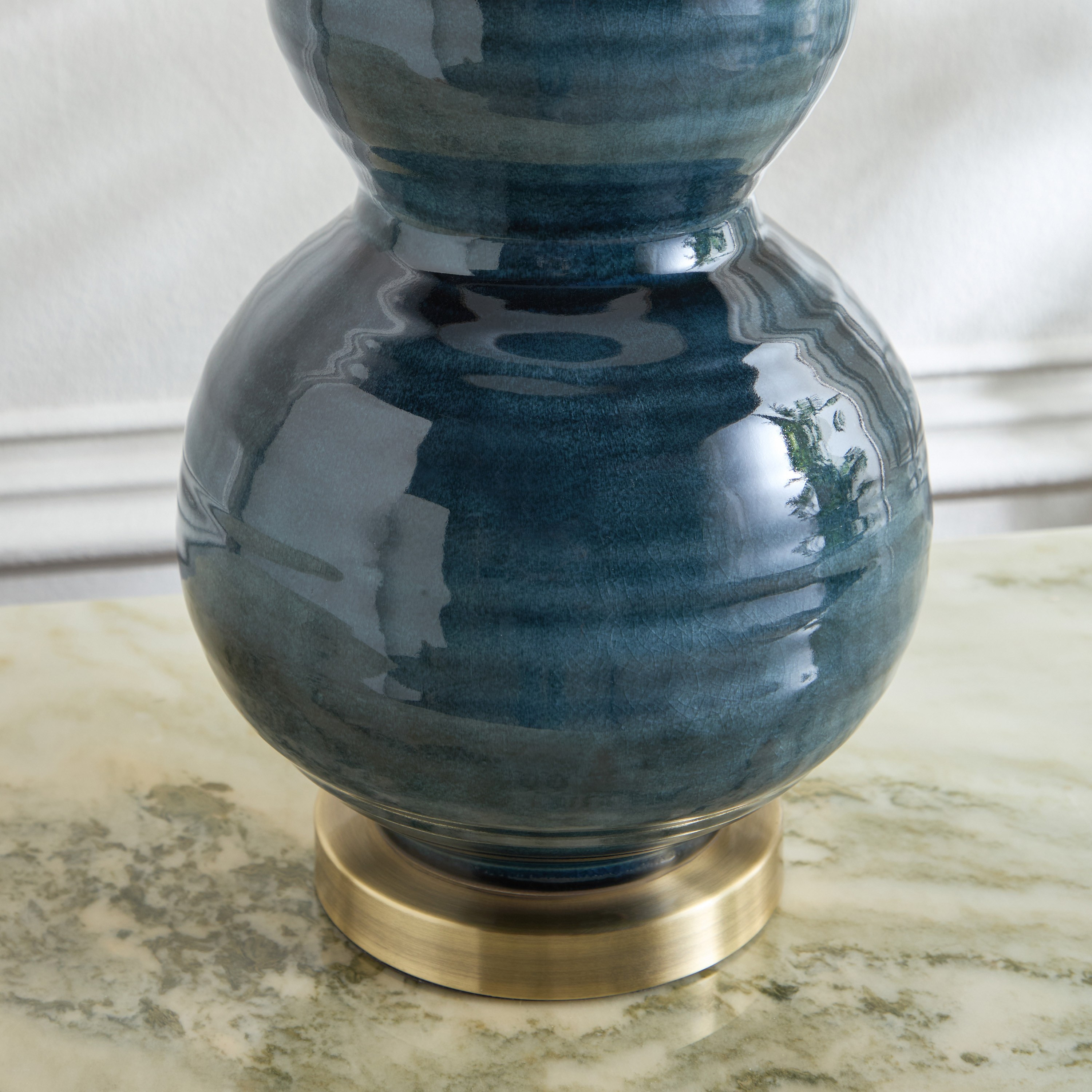 Lio Ceramic Table Lamp - 75 cm-household-lighting-tableanddesklamps-image-4