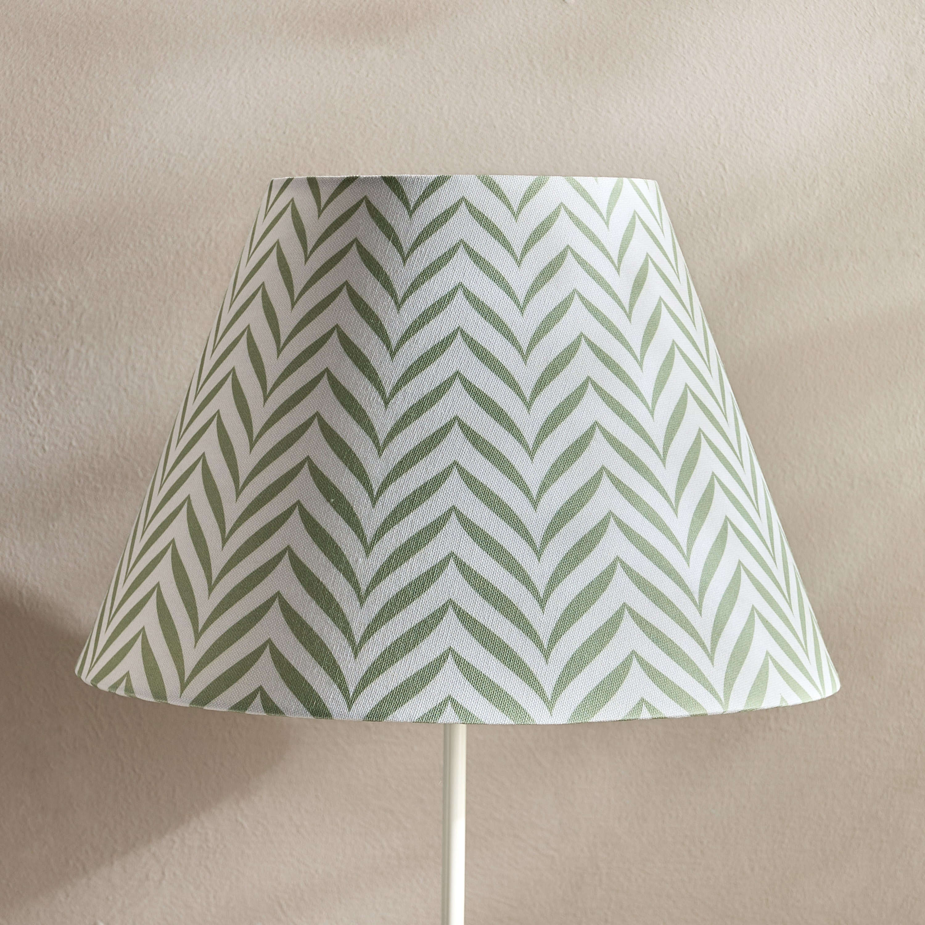 غطاء مصباح طاولة كتان - ميكس آند ماتش - 27 سم-household-lighting-tableanddesklamps-image-1