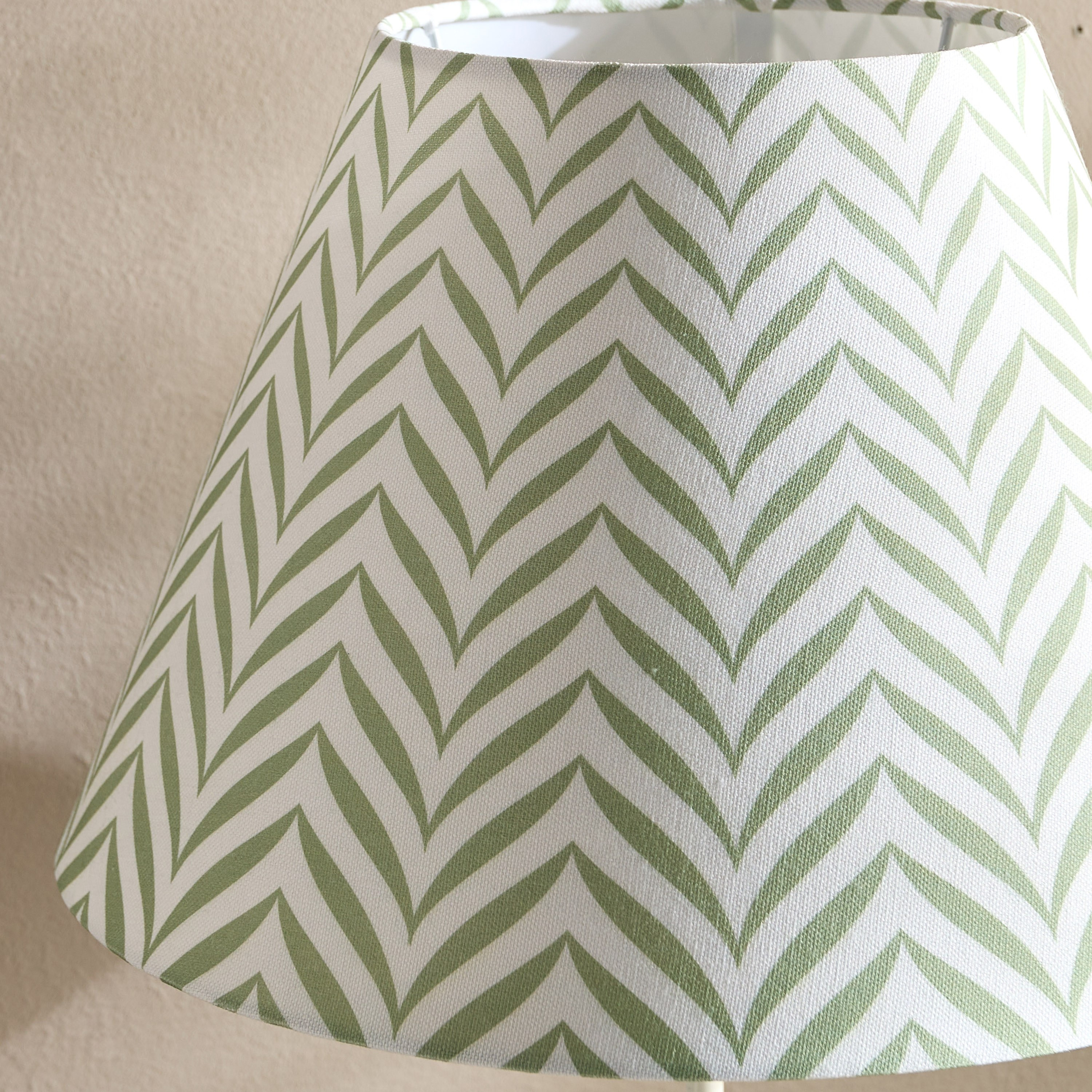 غطاء مصباح طاولة كتان - ميكس آند ماتش - 27 سم-household-lighting-tableanddesklamps-image-3