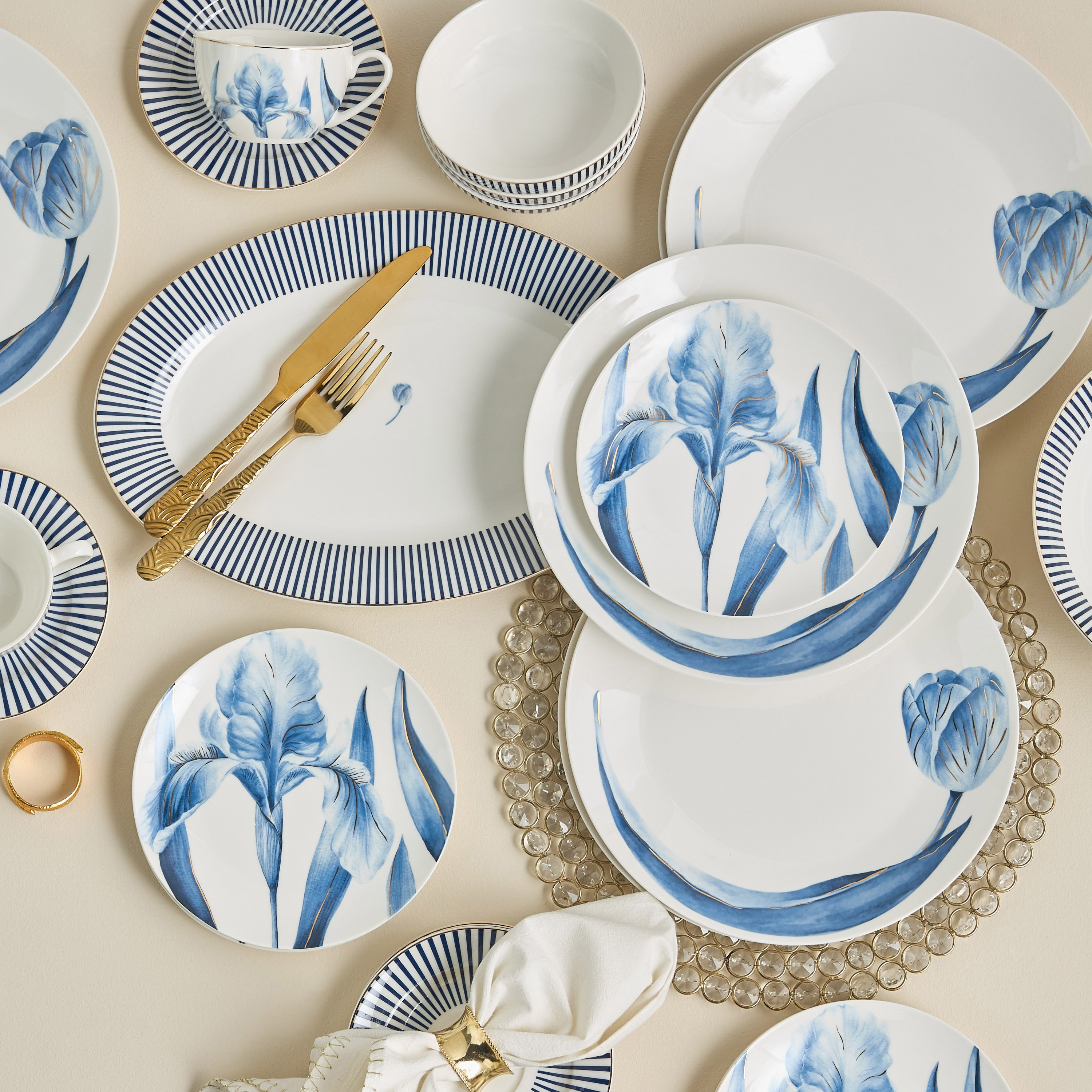 طقم عشاء من الخزف الصيني 32 قطعة بنقوش زهرية - كورتيارد - يخدم 6 أفراد-household-dining-dinnerware-dinnersets-image-1