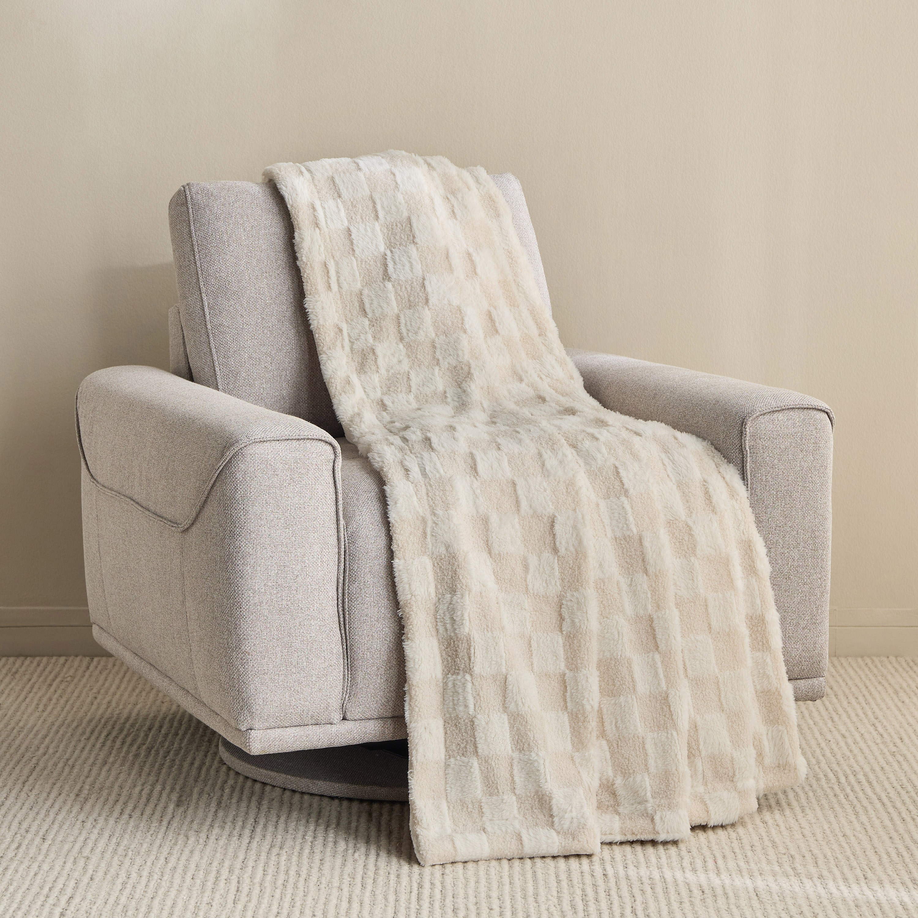 Teddy Rabbit Fur Full Throw - 150x180 cm-household-cushionsandthrows-throwsandblankets-blankets-image-1