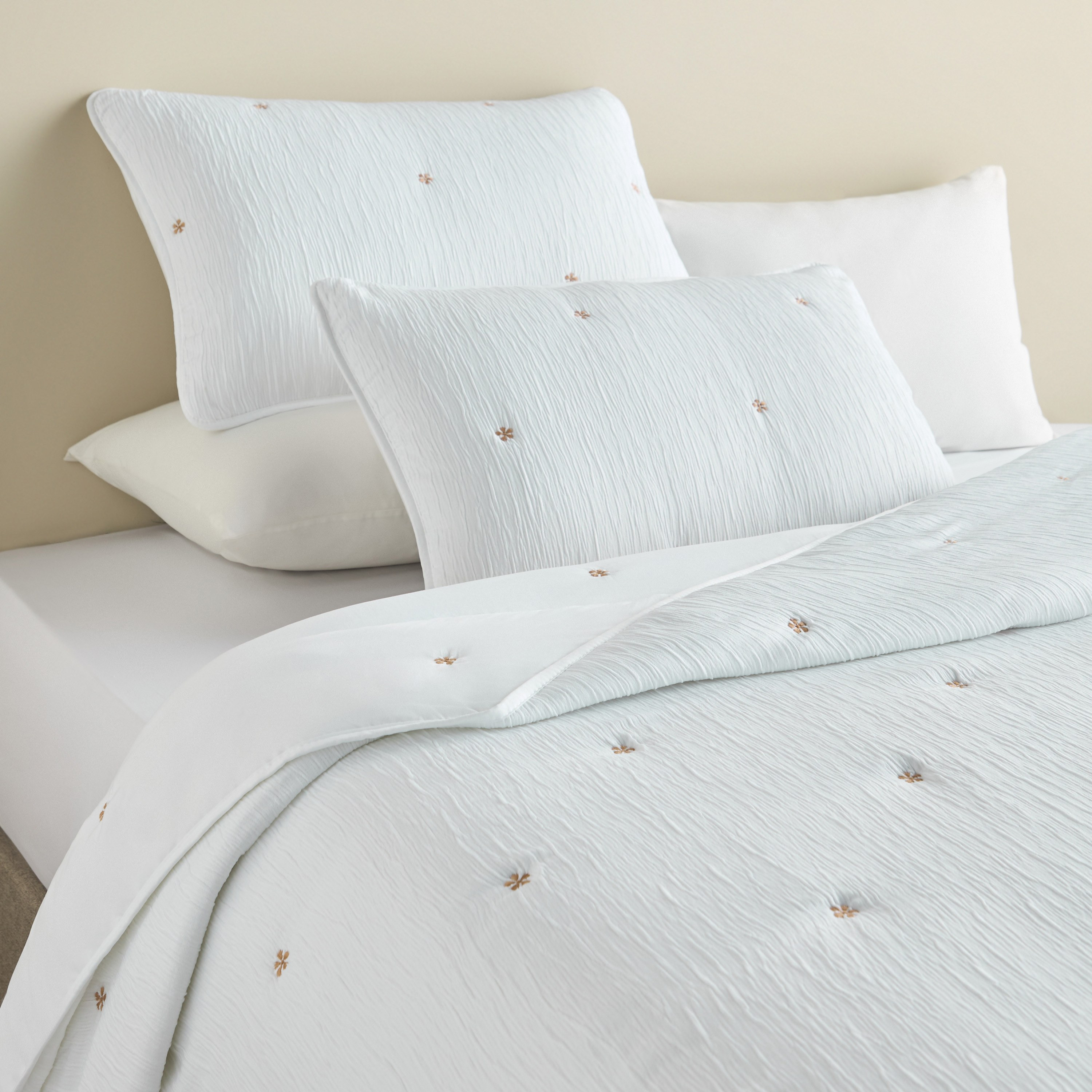 Bark Wrinkle Embroidered 3-Piece Super King Bedspread Set - 240x260 cm-household-bedding-comfortersandbedspreads-bedspreads-image-1