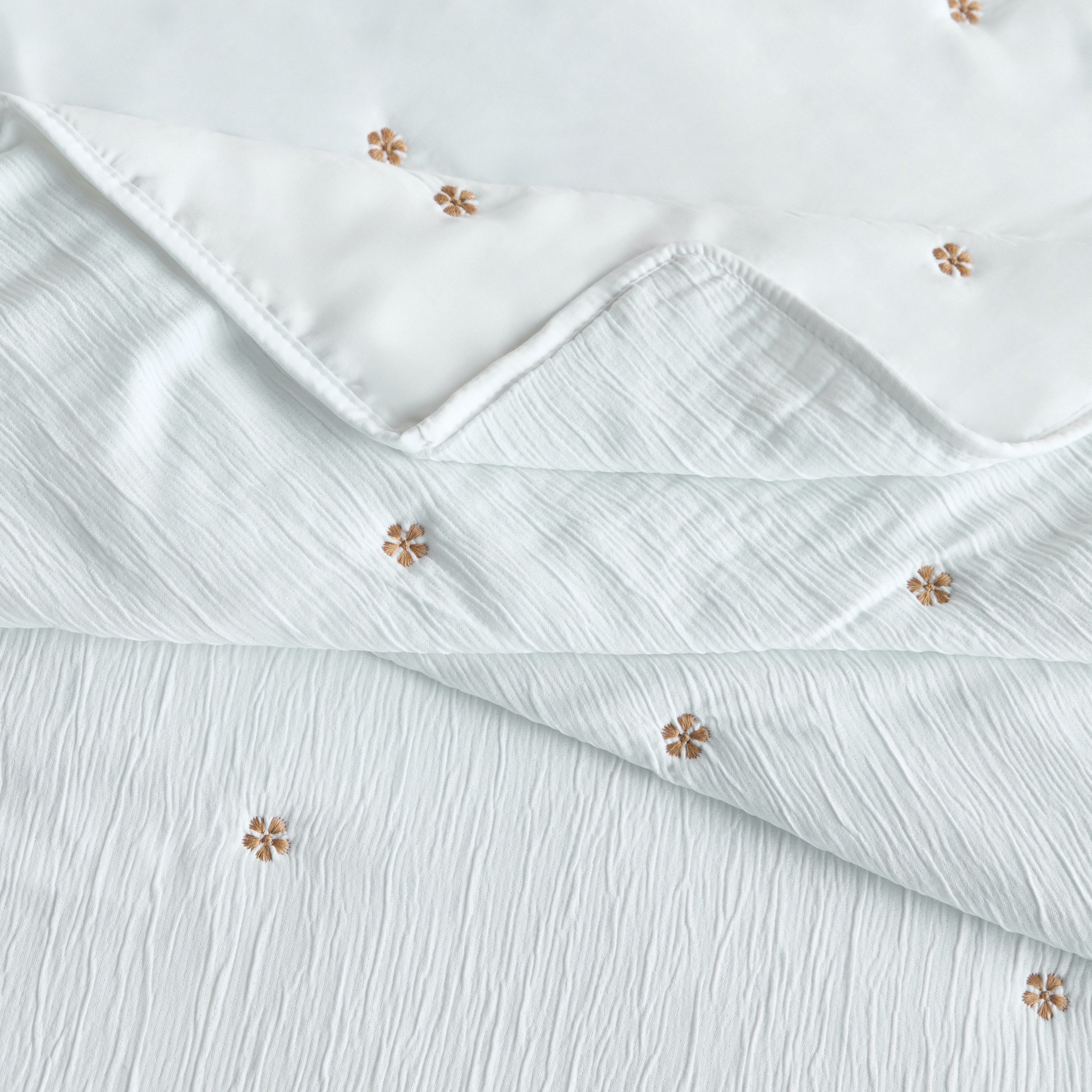 Bark Wrinkle Embroidered 3-Piece Super King Bedspread Set - 240x260 cm-household-bedding-comfortersandbedspreads-bedspreads-image-4