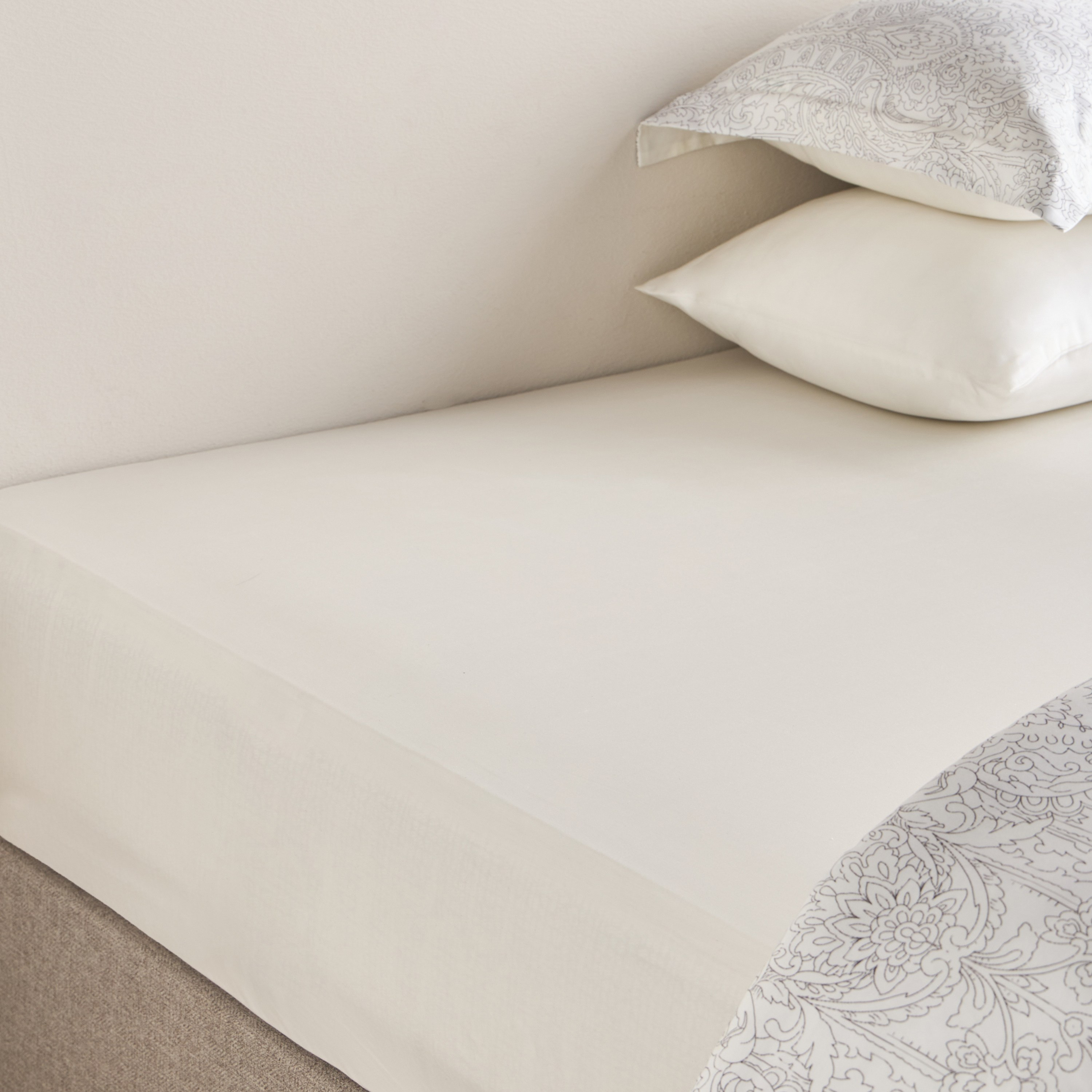 Playa Classical Tencel Lyocell Damask 6-Piece Super King Comforter and Sheet Set - 240x260 cm-household-bedding-comfortersandbedspreads-bedinabag-image-5