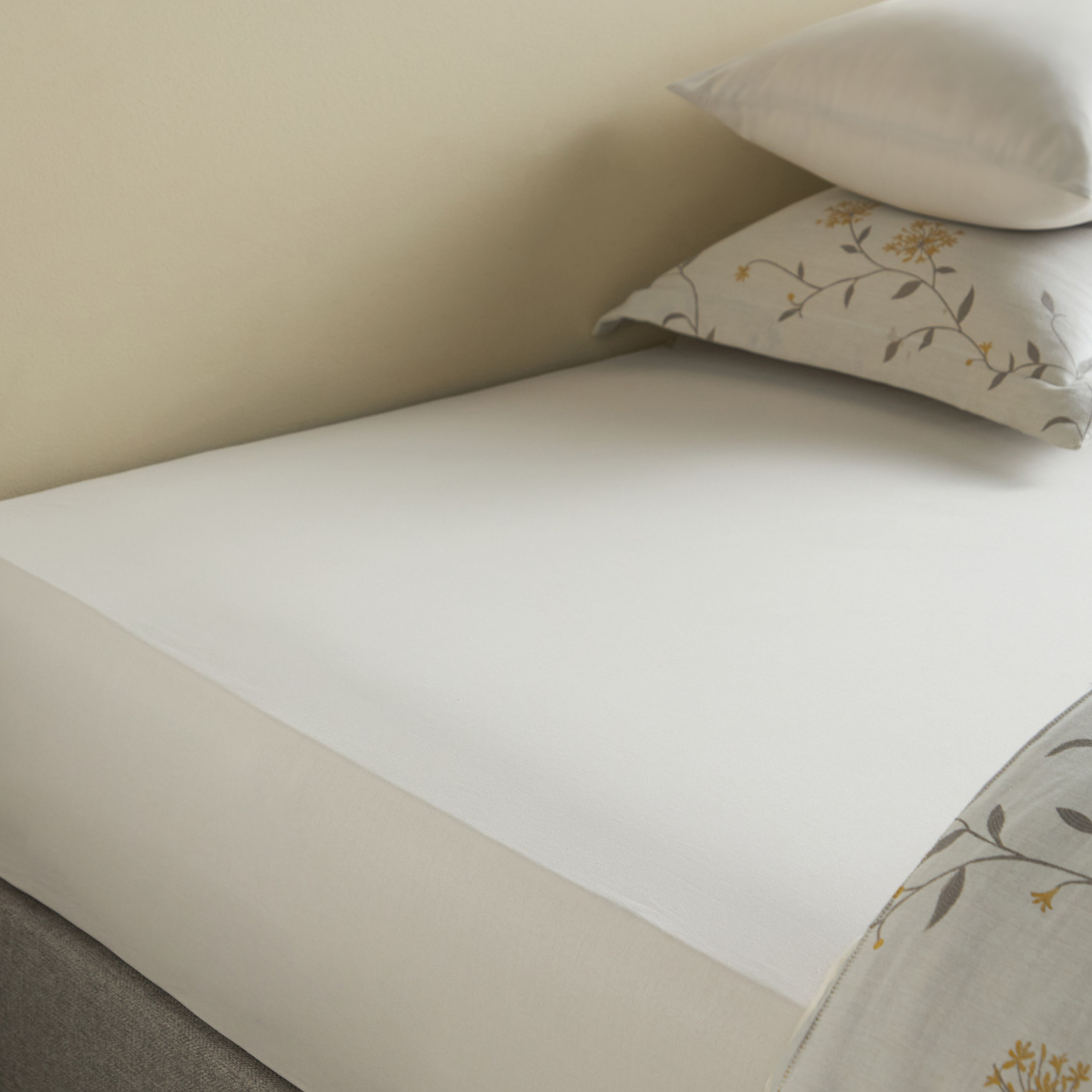 طقم لحاف وشرشف سوبر كينج 8 قطع جاكار قطن - كيريما - 240x260 سم-household-bedding-comfortersandbedspreads-bedinabag-image-5
