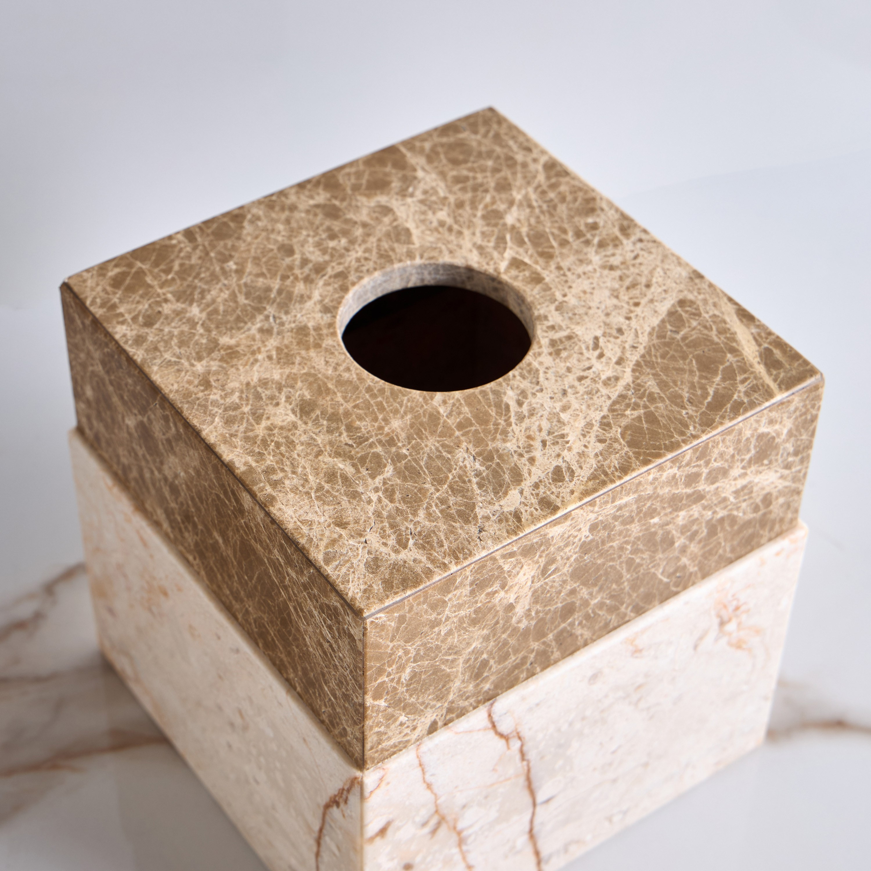 غطاء علبة مناديل - مارفيل-household-bathandlaundry-bathaccessories-tissueboxesandcottonjars-image-3