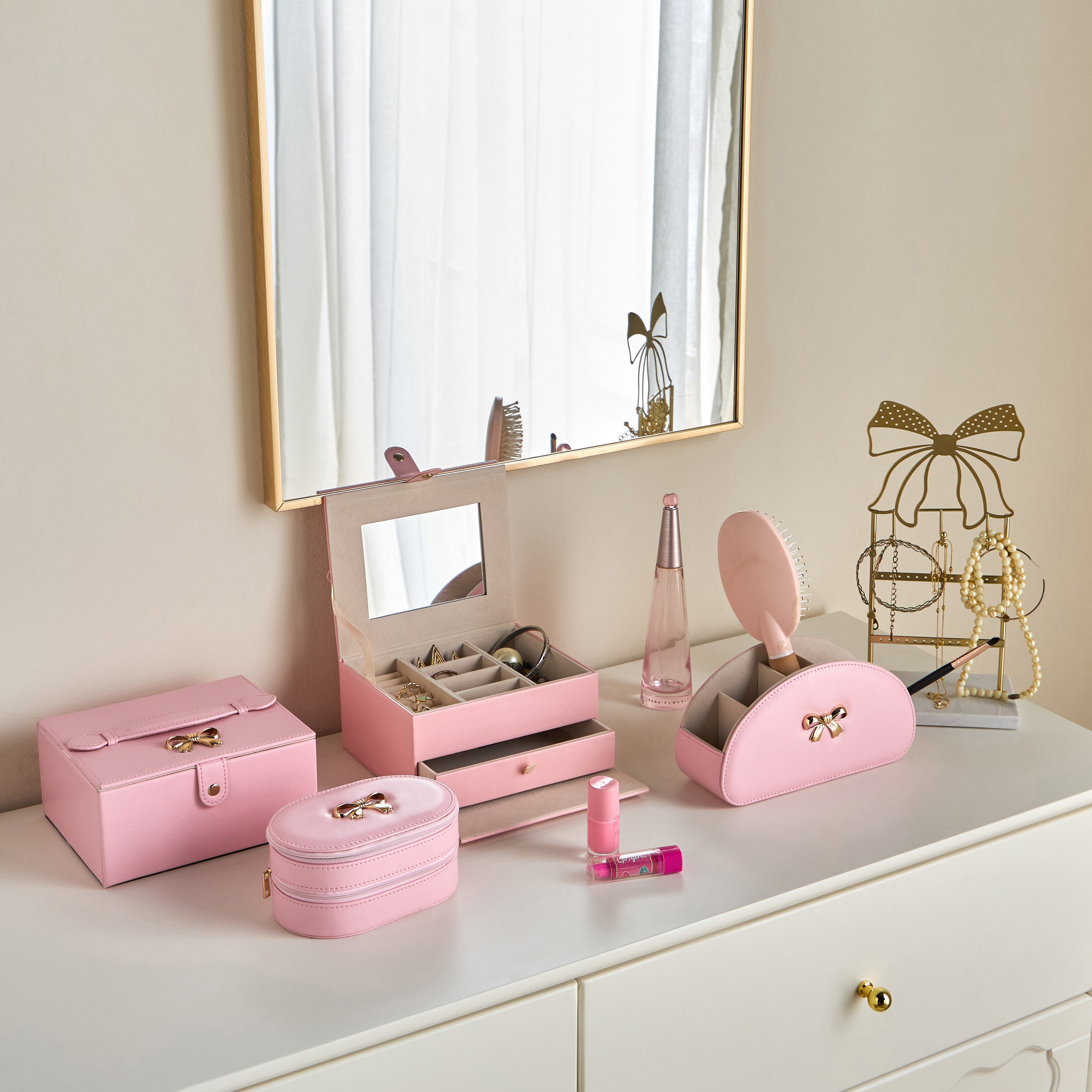 Zaina Jewellery Organizer-babyandkids-bathandstorage-storage-jewelleryboxes-image-3