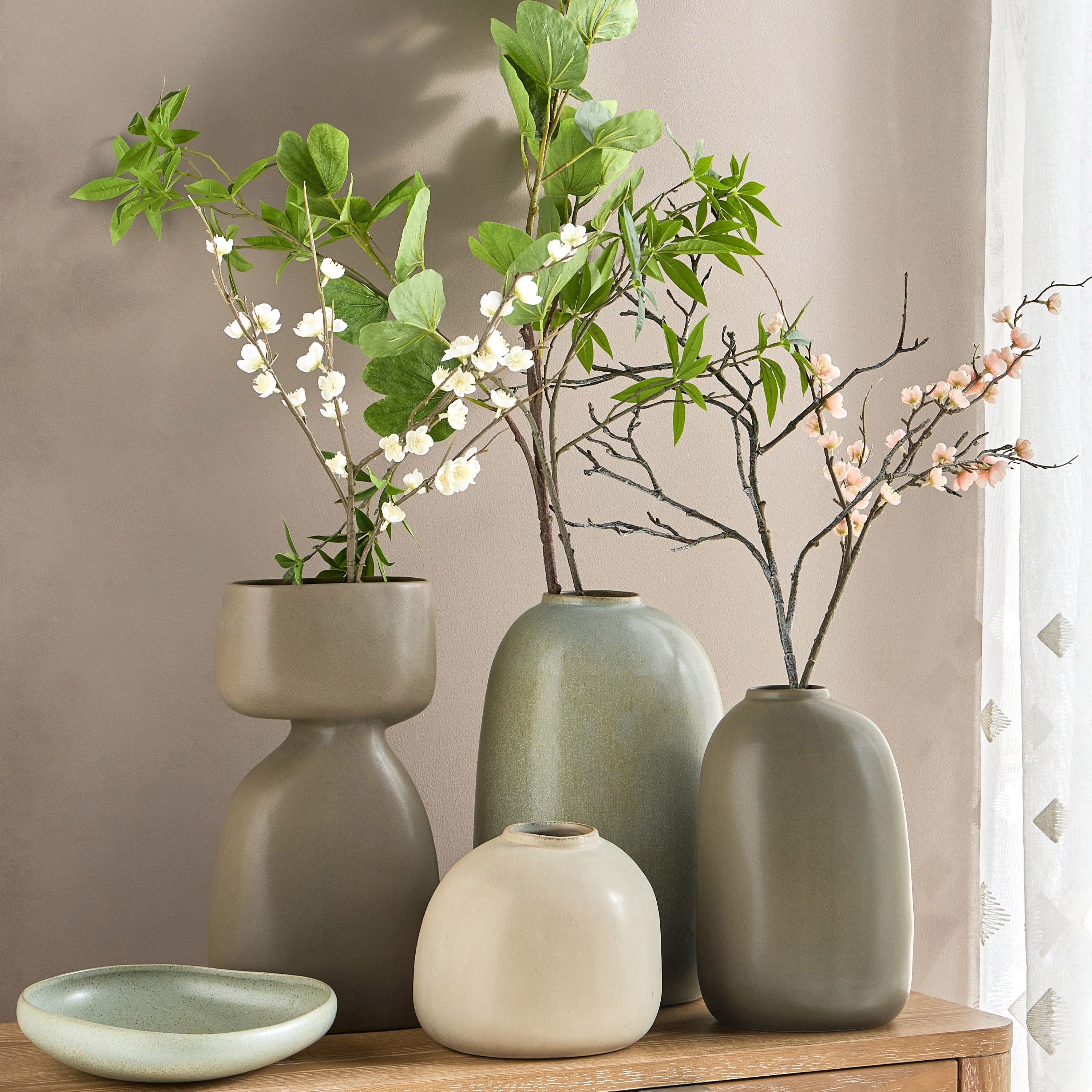 مزهرية سيراميك - سالبي - 40 سم-household-decor-vasesandbowls-image-3