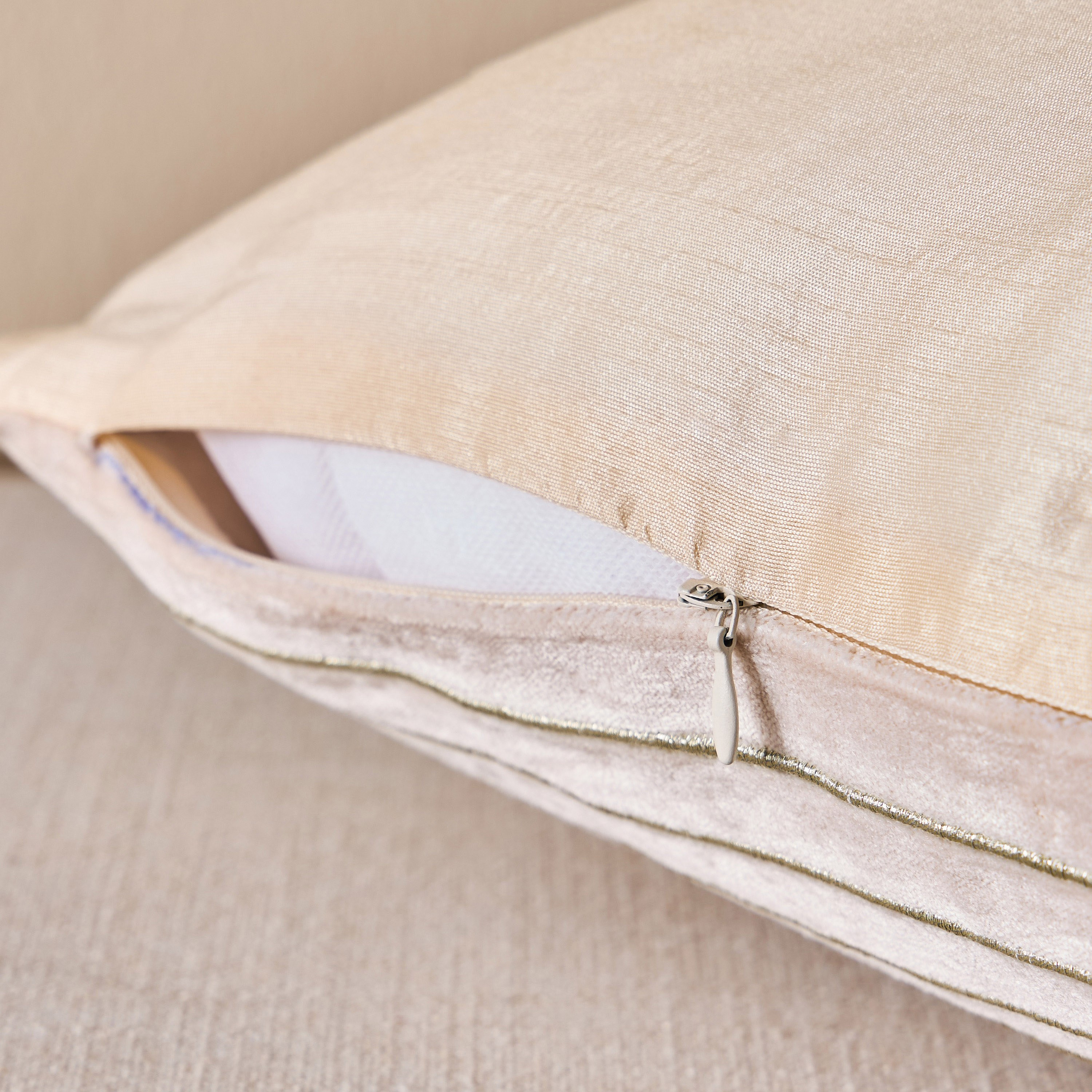 Fanus Embroidered Cushion Cover - 50x50 cm-household-cushionsandthrows-cushioncovers-image-3