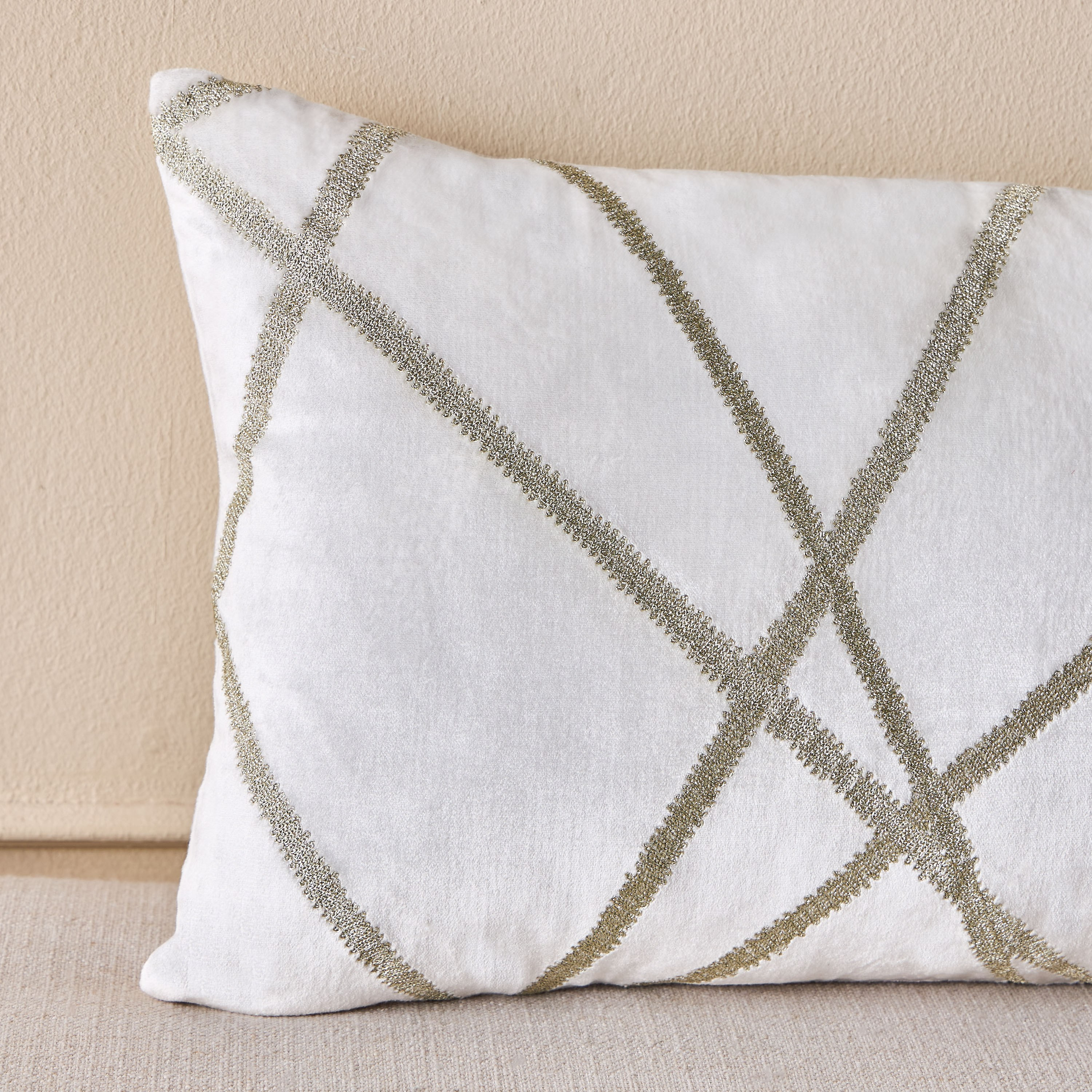 Fanous Lines Embroidered Filled Cushion - 30x50 cm-household-cushionsandthrows-filledcushions-decorativecushions-image-6