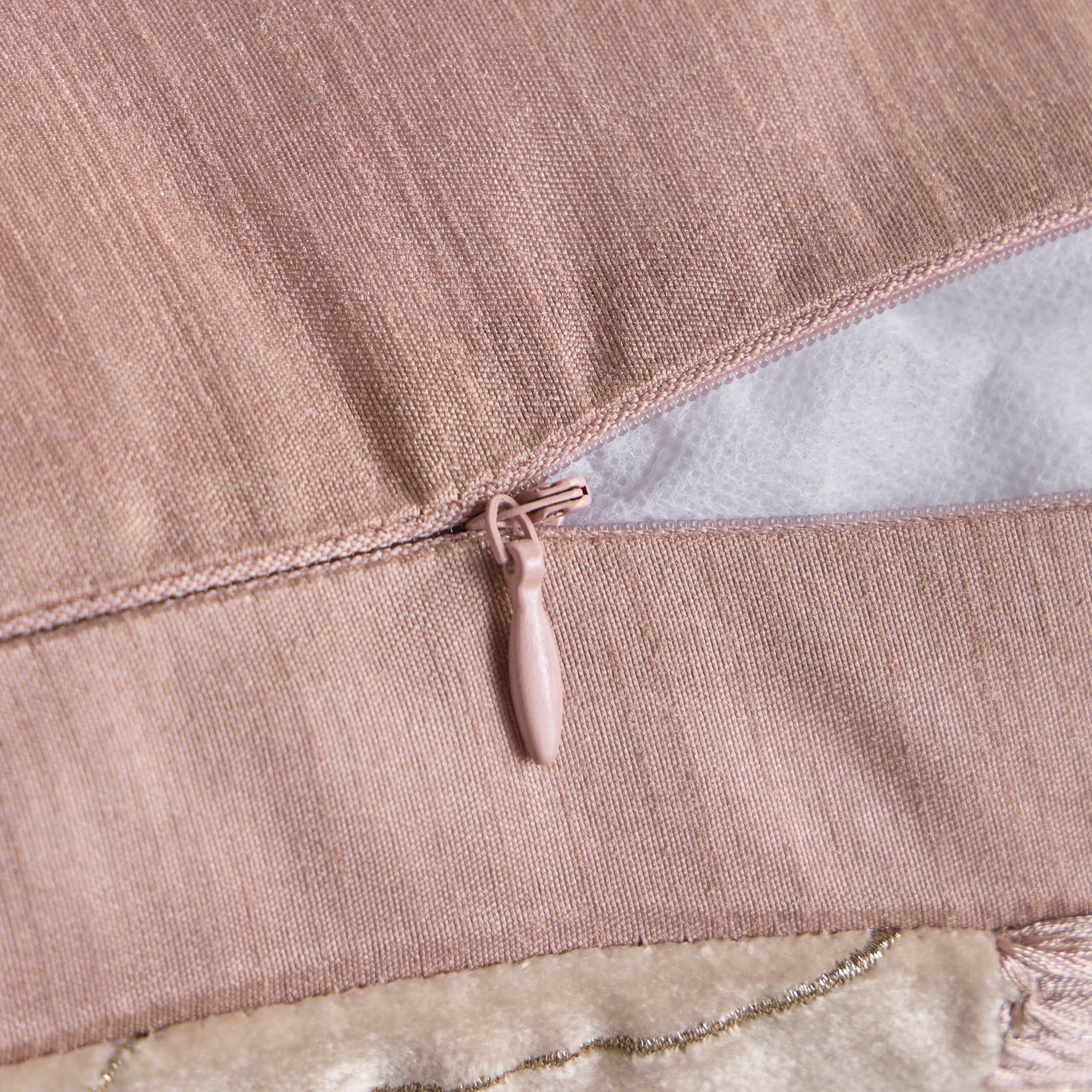 وسادة محشوة بتطريز أوراق - لوتس - 30x50 سم-household-cushionsandthrows-filledcushions-decorativecushions-image-3