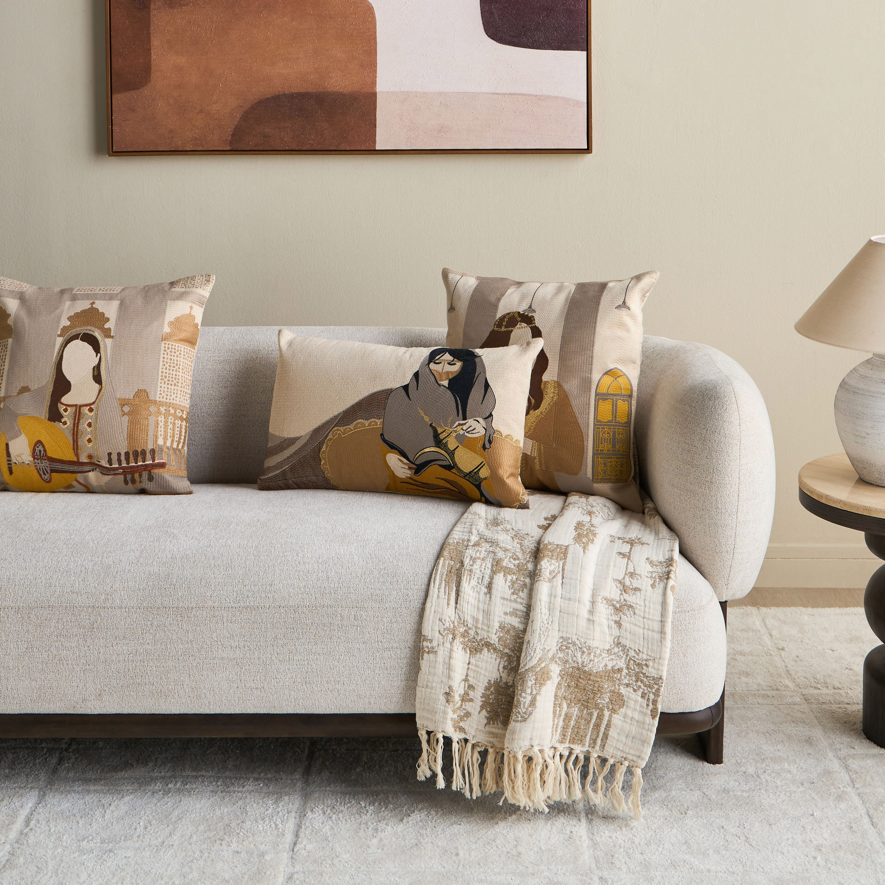 وسادة محشوة بتطريز عربي - 50x50 سم-household-cushionsandthrows-filledcushions-decorativecushions-image-4