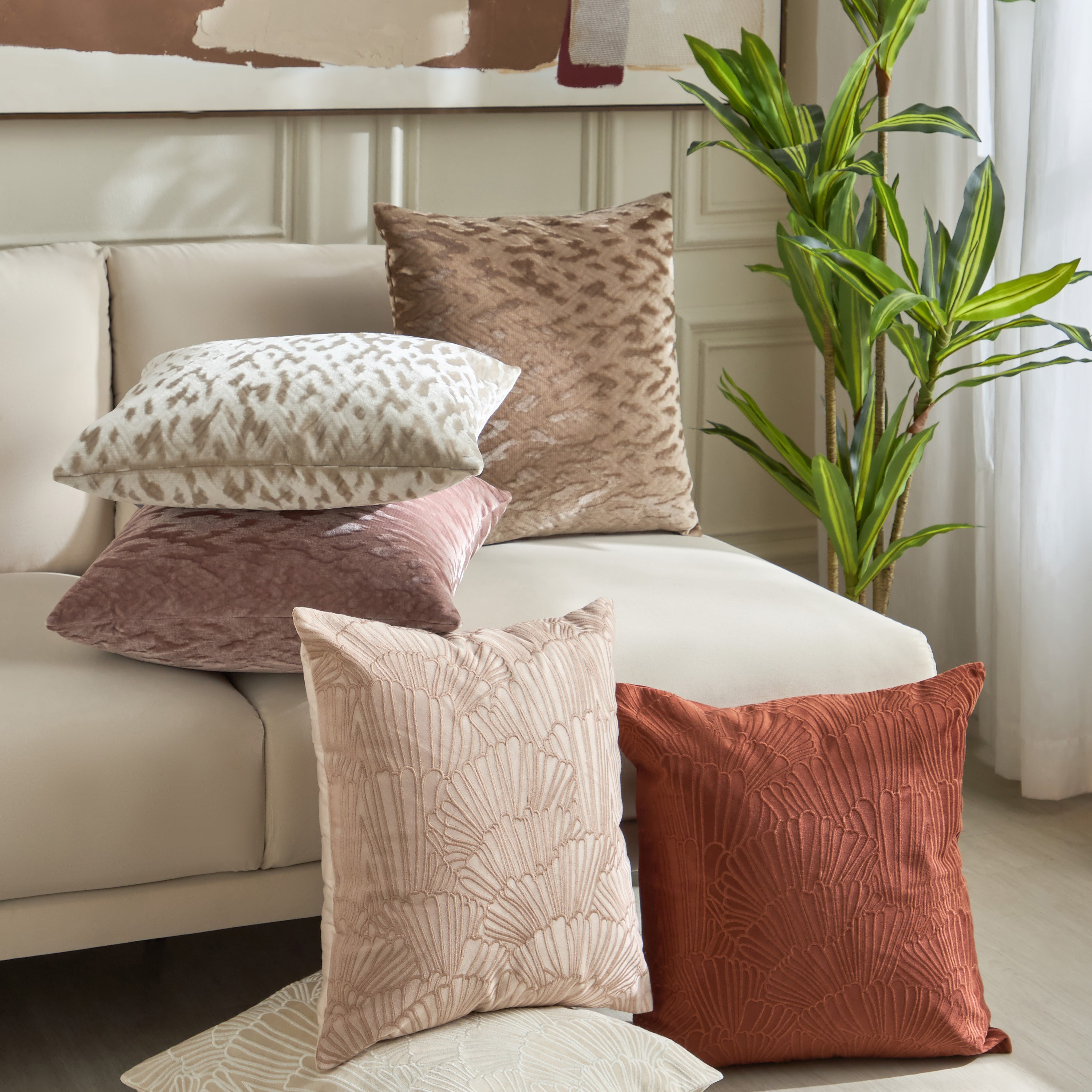 وسادة محشوة مطرزة - أوراق - 50x50 سم-household-cushionsandthrows-filledcushions-decorativecushions-image-4