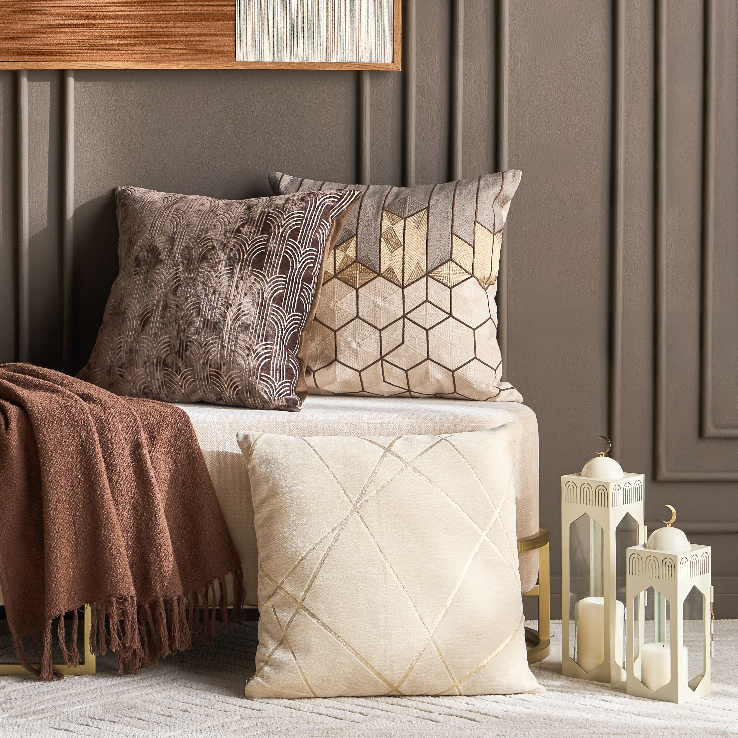 Aqwas Jacquard Filled Cushion - 50x50 cm-household-cushionsandthrows-filledcushions-decorativecushions-image-8