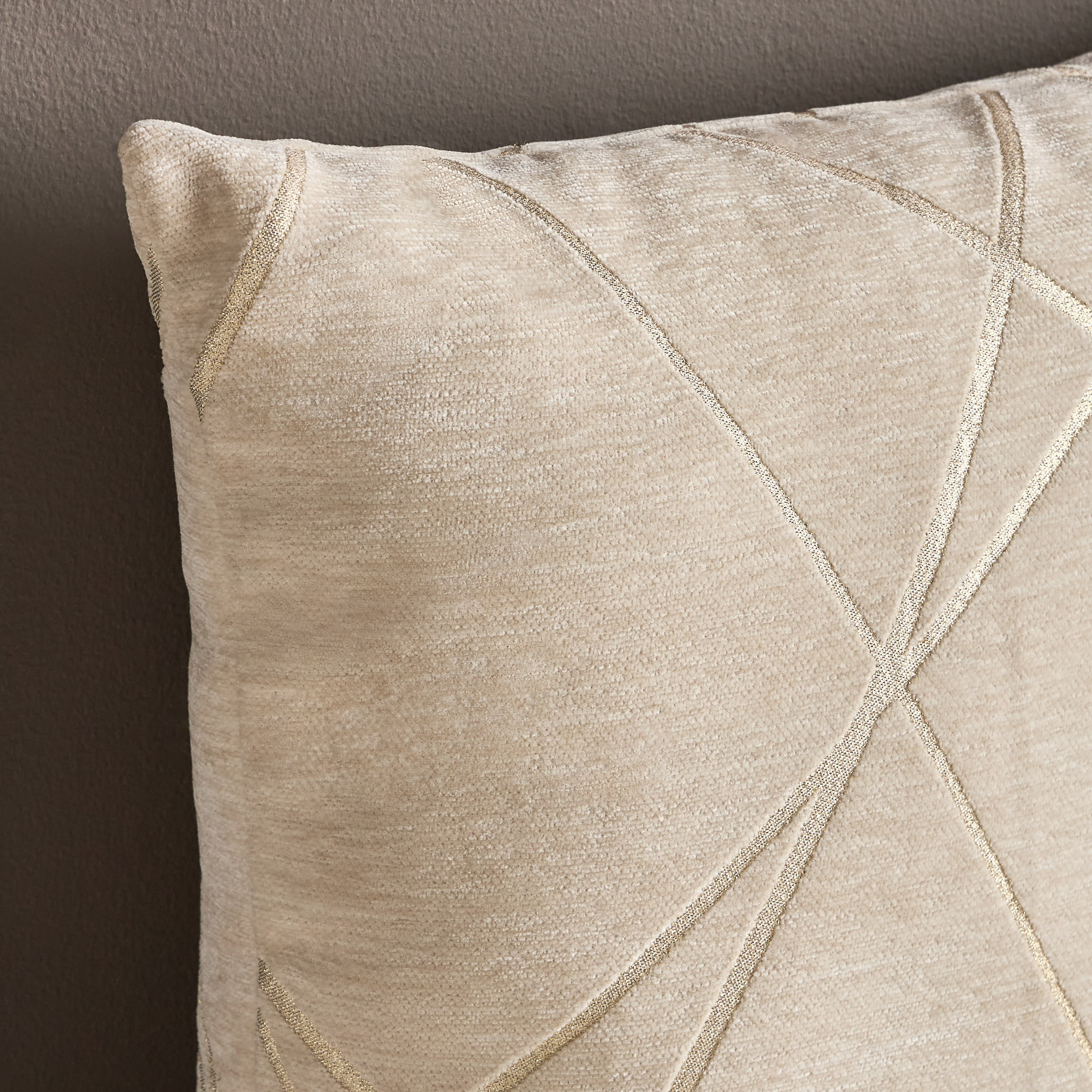 وسادة محشوة جاكار - فانوس لاينز - 50x50 سم-household-cushionsandthrows-filledcushions-decorativecushions-image-6