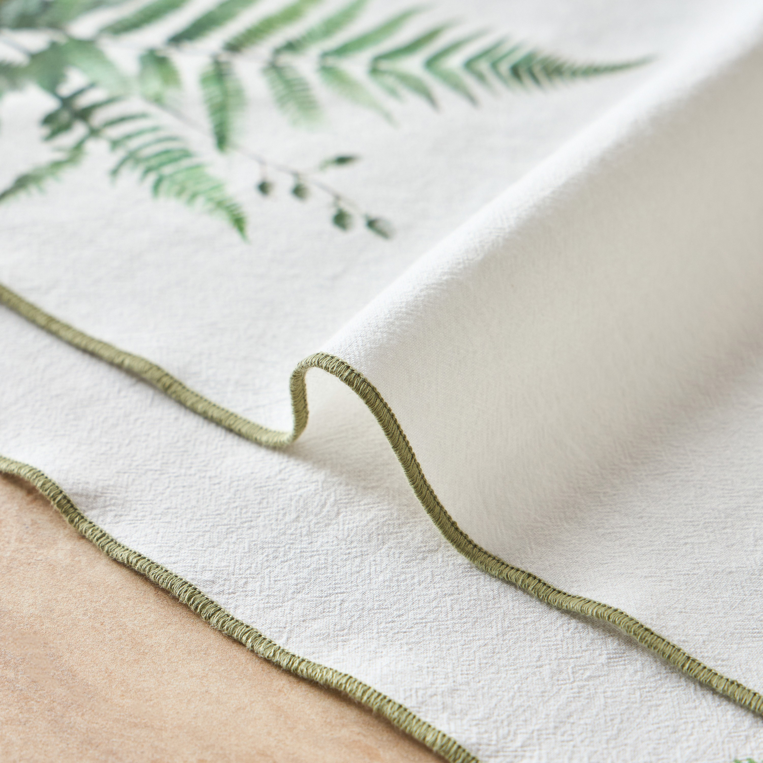 Leaves Botanical 4-Piece Napkin Set - 45x45 cm-household-dining-tablelinen-napkinsandaccessories-image-2