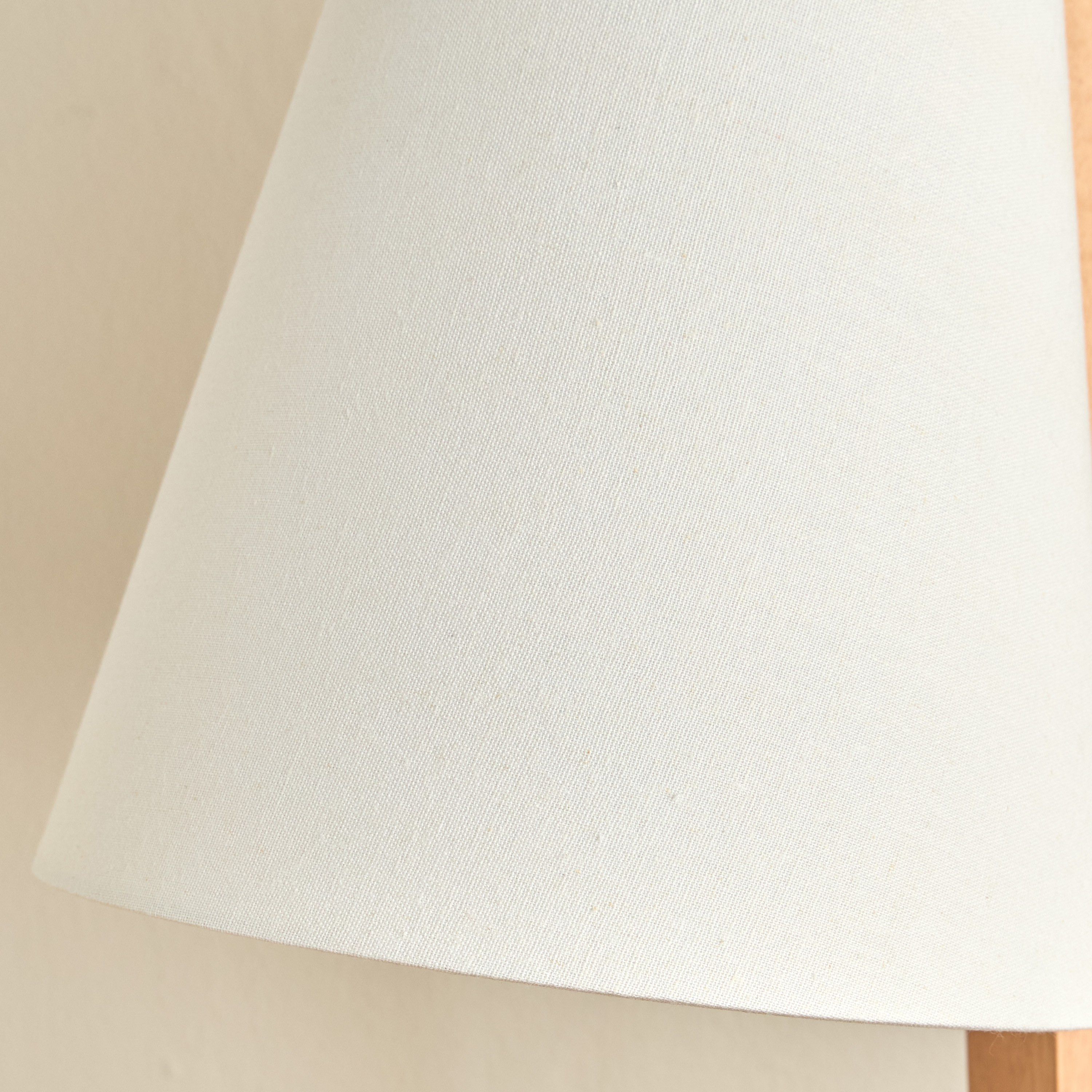 Orlando Wooden Table Lamp - 75 cm-household-lighting-tableanddesklamps-image-3