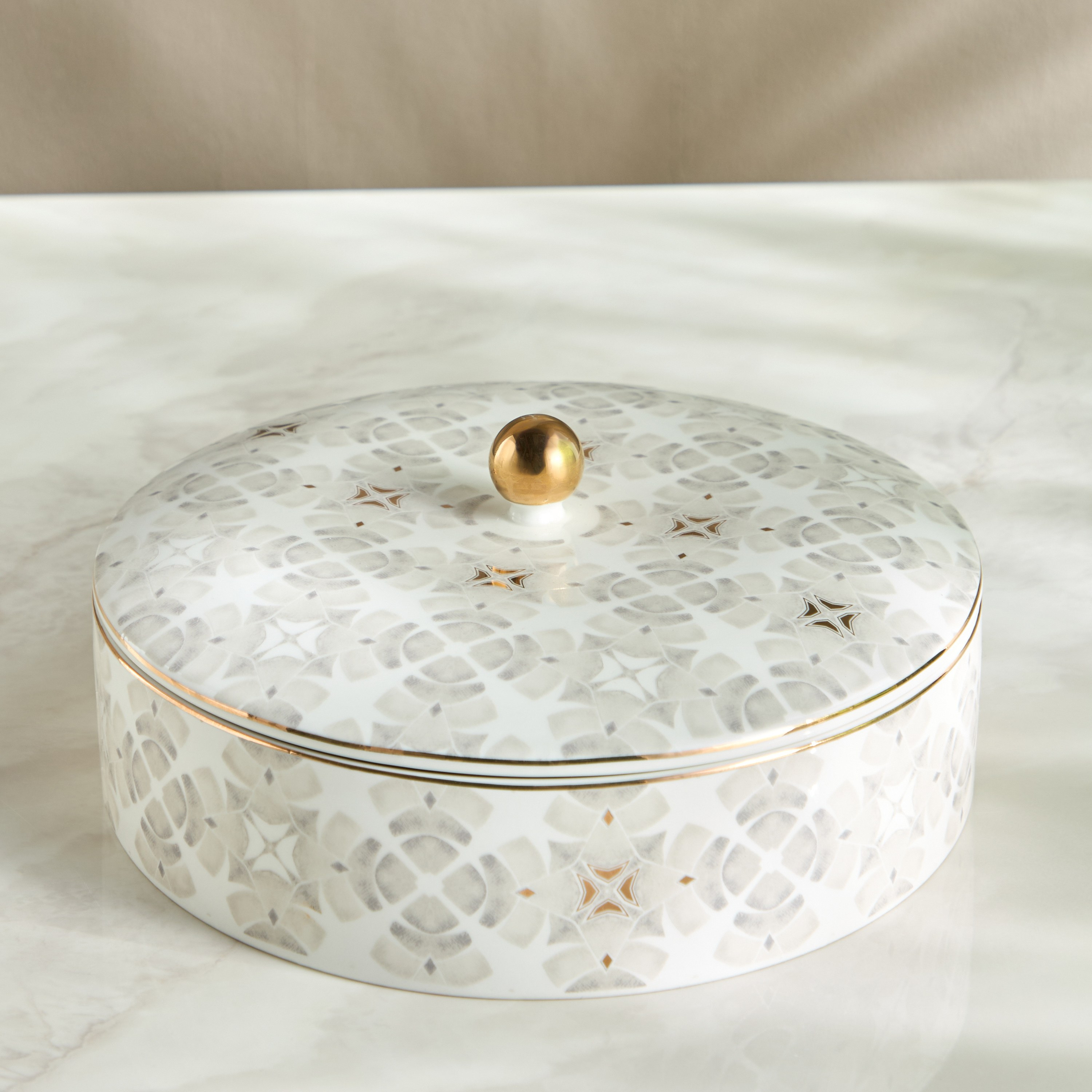 Nur Porcelain Serving Dish with Lid - 25 cm