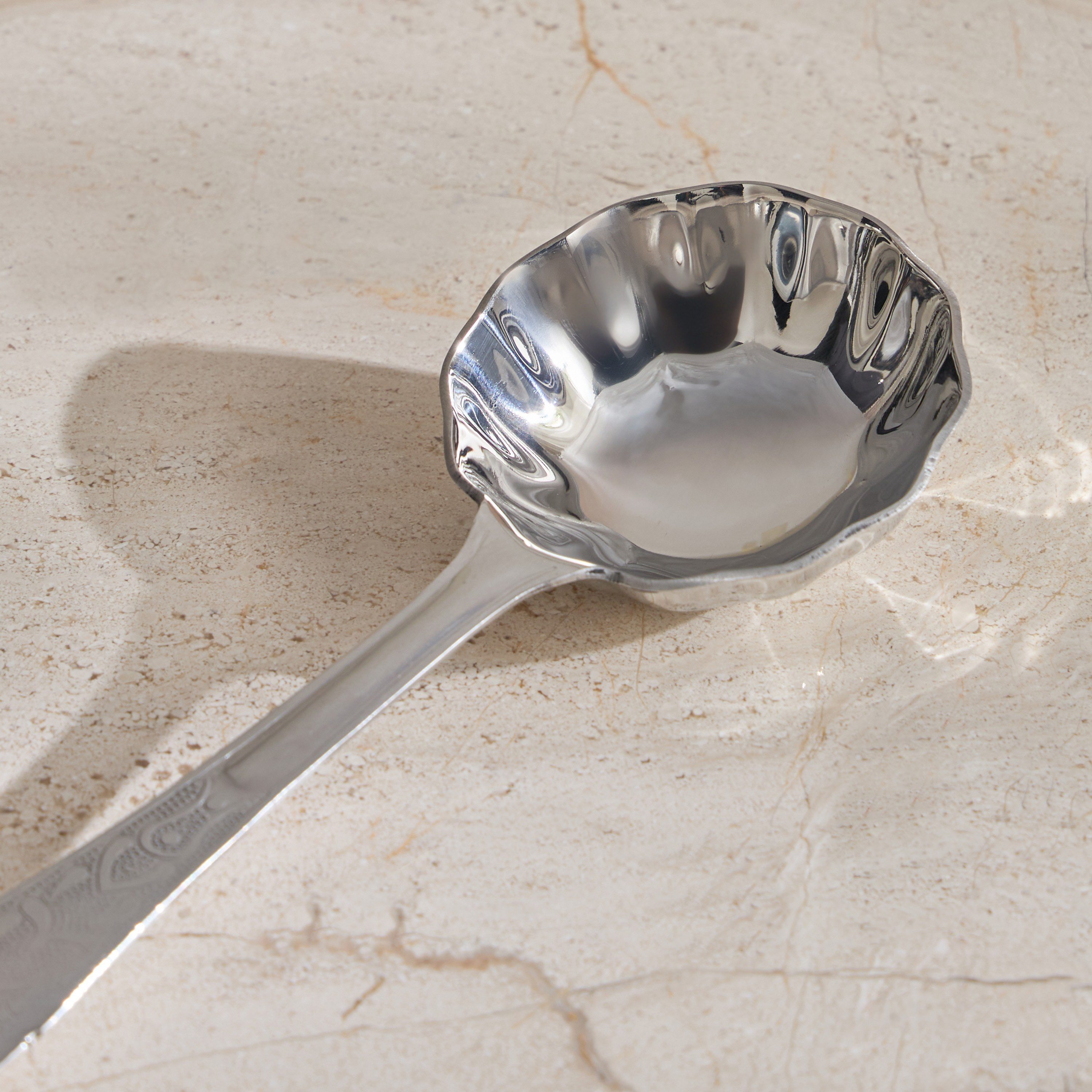 مغرفة تقديم - راقية-household-kitchen-kitchentoolsandutensils-foodservingtools-image-2