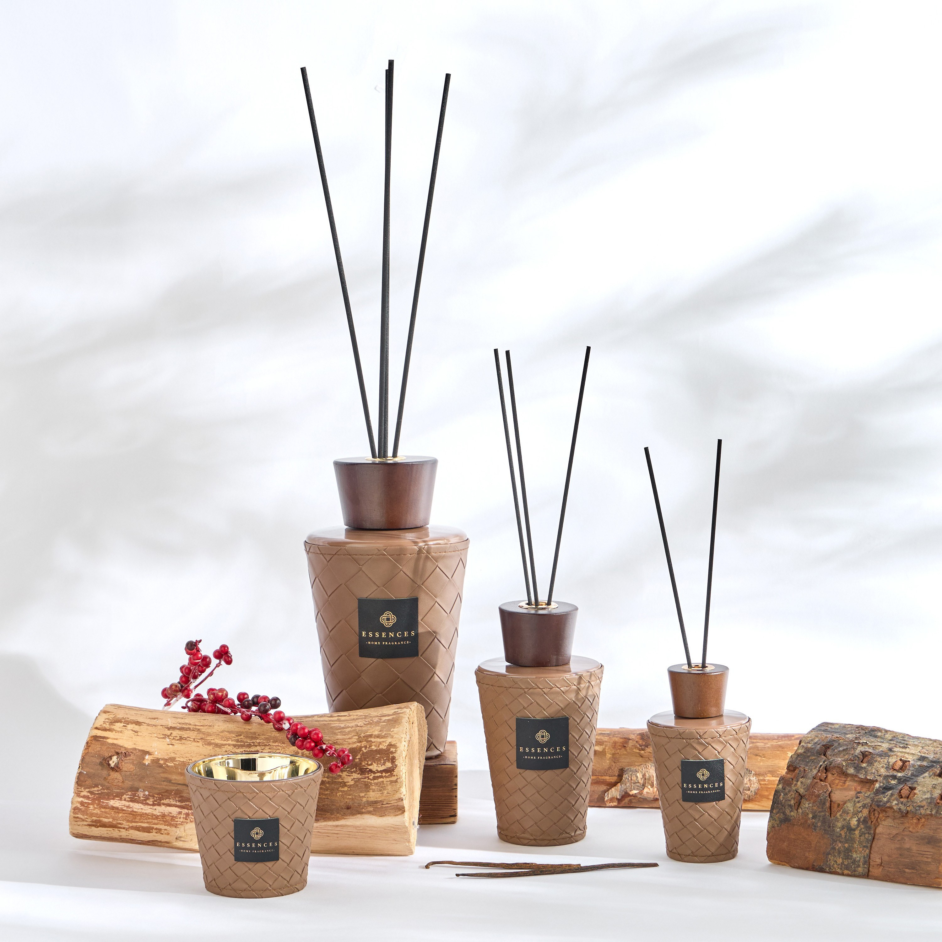 Essenza Leather Brown Reed Diffuser - 1000 ml-household-homefragrance-reeddiffusers-image-4