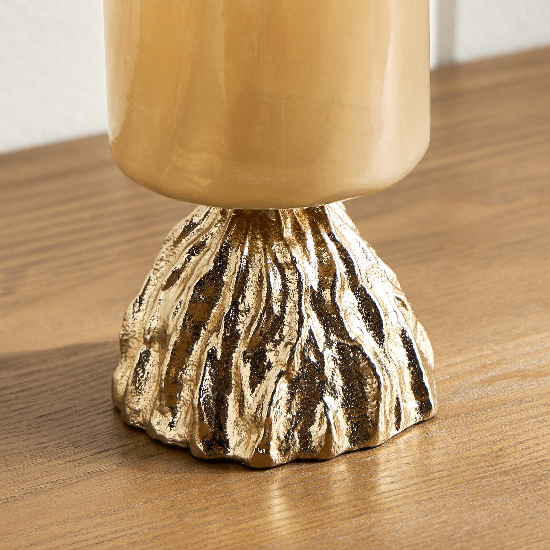 حامل شمعة زجاجي هوريكان - فاطمة روزا كامراك - 23 سم-household-decor-candleholdersandlanterns-image-5