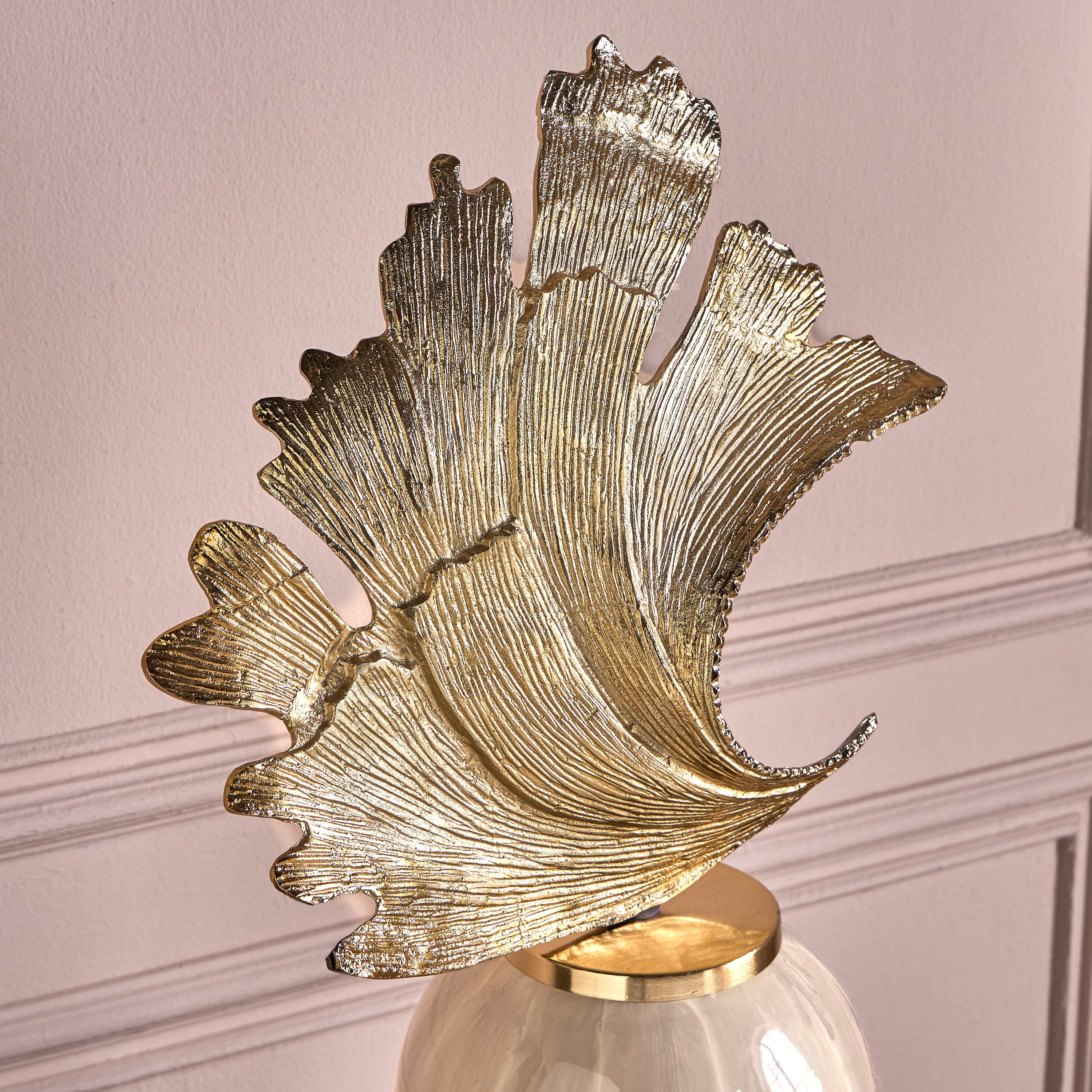 مزهرية أرضية معدن - لوتس سواي - 128 سم-household-decor-vasesandbowls-image-2
