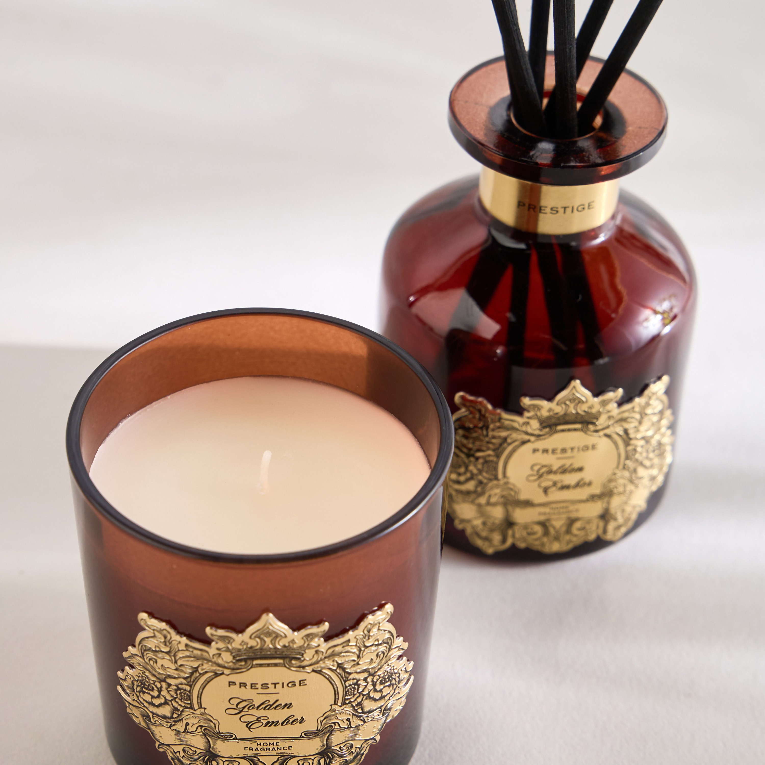 Prestige Golden Ember Scented Reed Diffuser and Jar Candle-household-homefragrance-fragrancegiftset-image-3