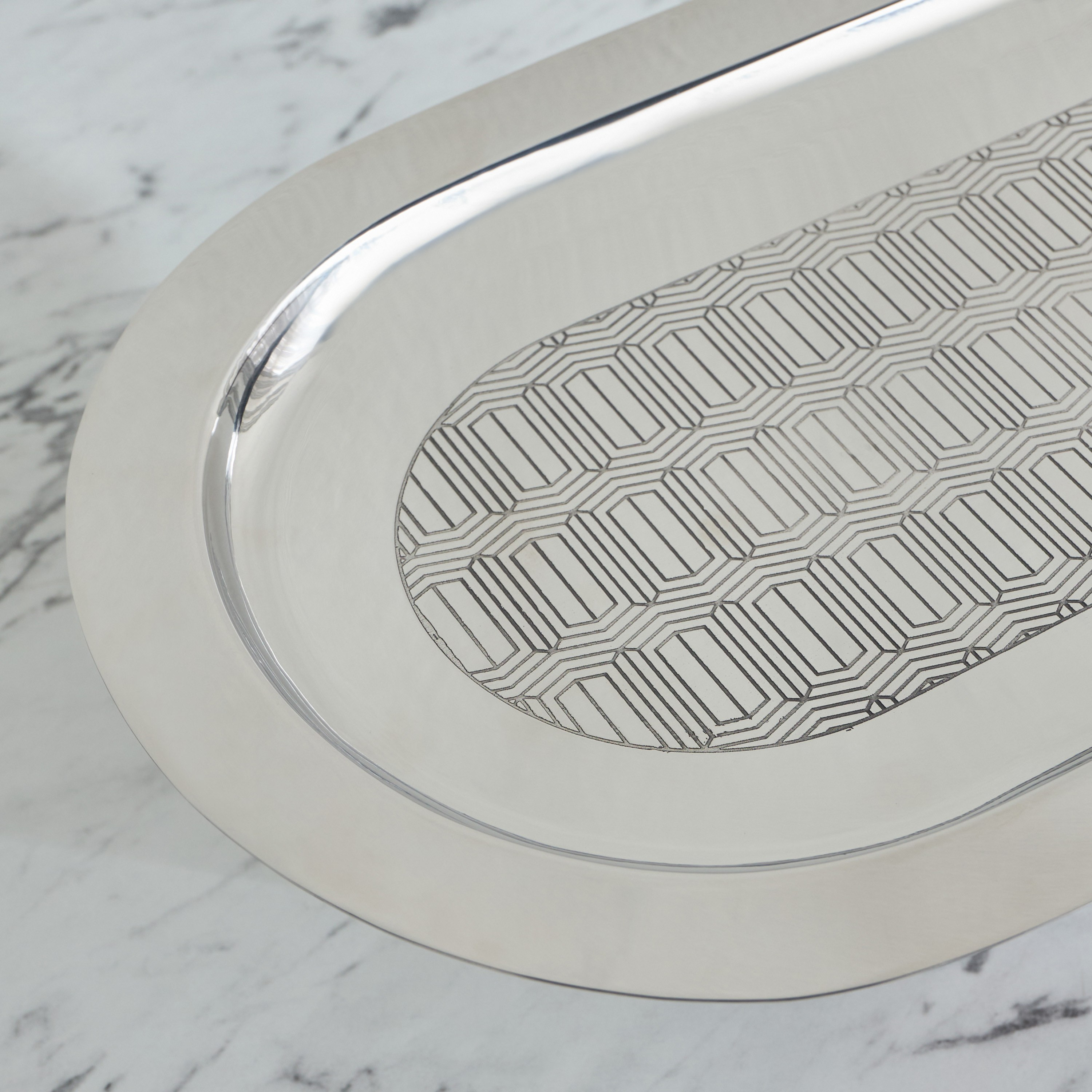 Carven Metal Decorative Platter - 40 cm-household-decor-boxesandtrays-image-2