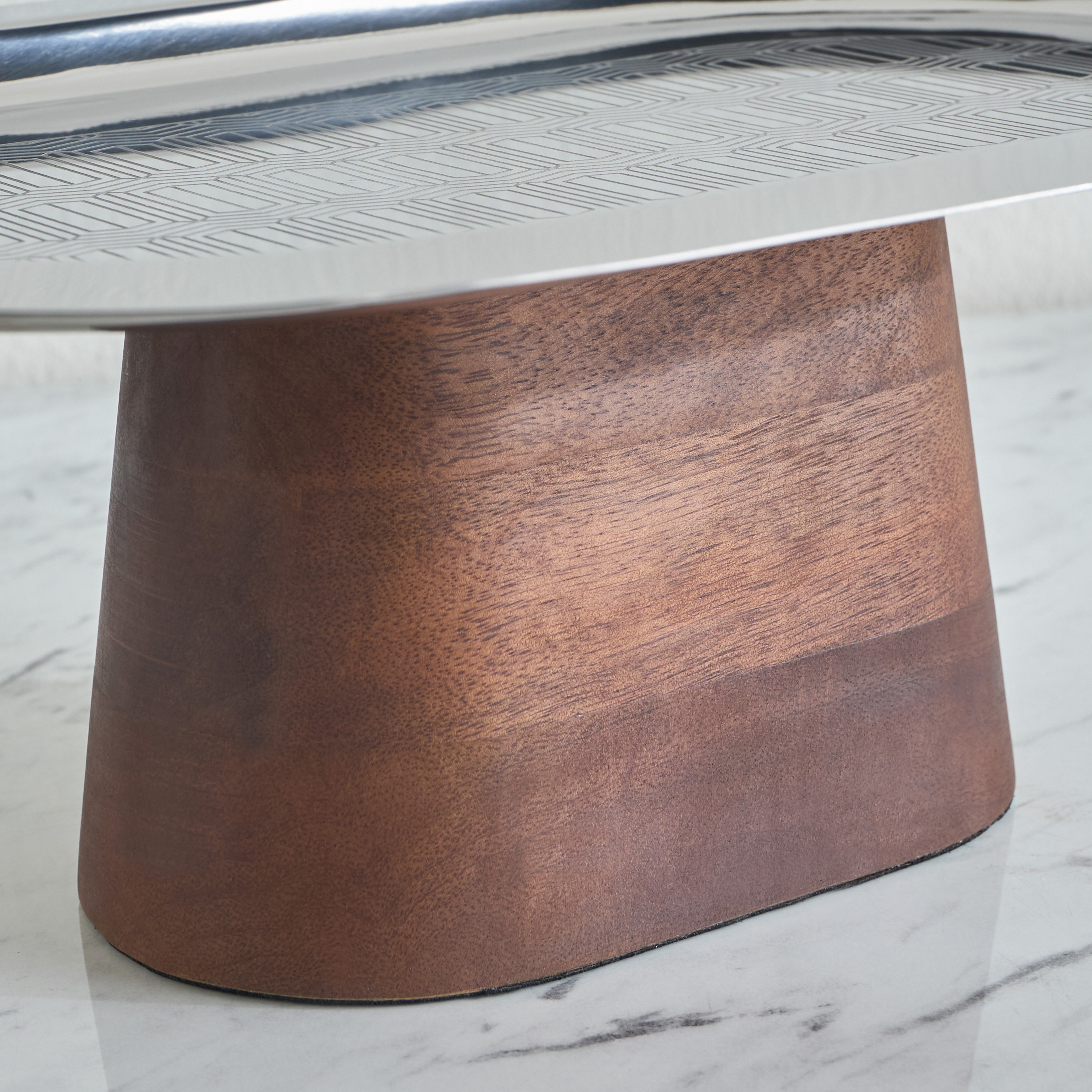 Carven Metal Decorative Platter - 40 cm-household-decor-boxesandtrays-image-3