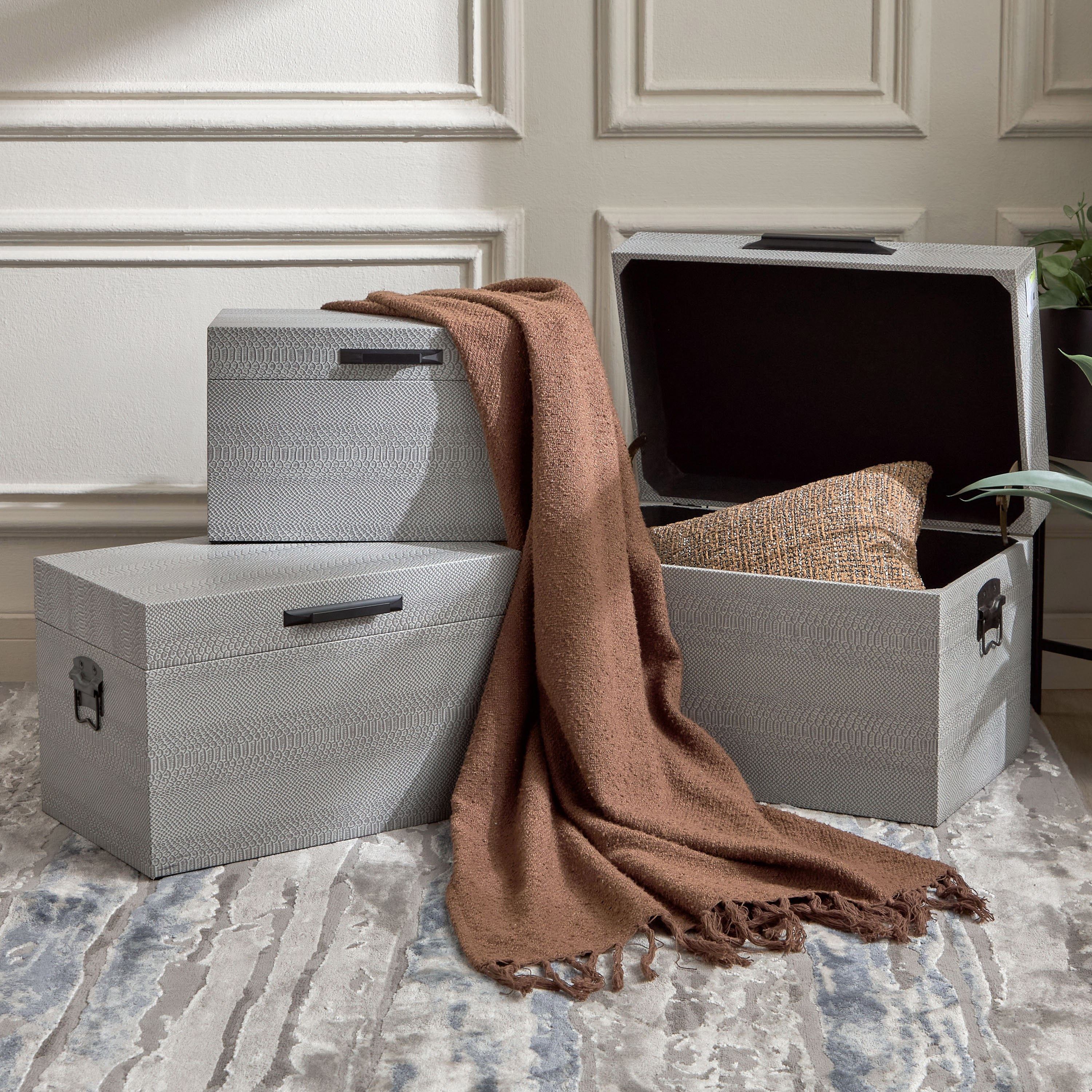 Rory Storage Trunk - Small-household-storage-storagesolutions-trunks-image-6