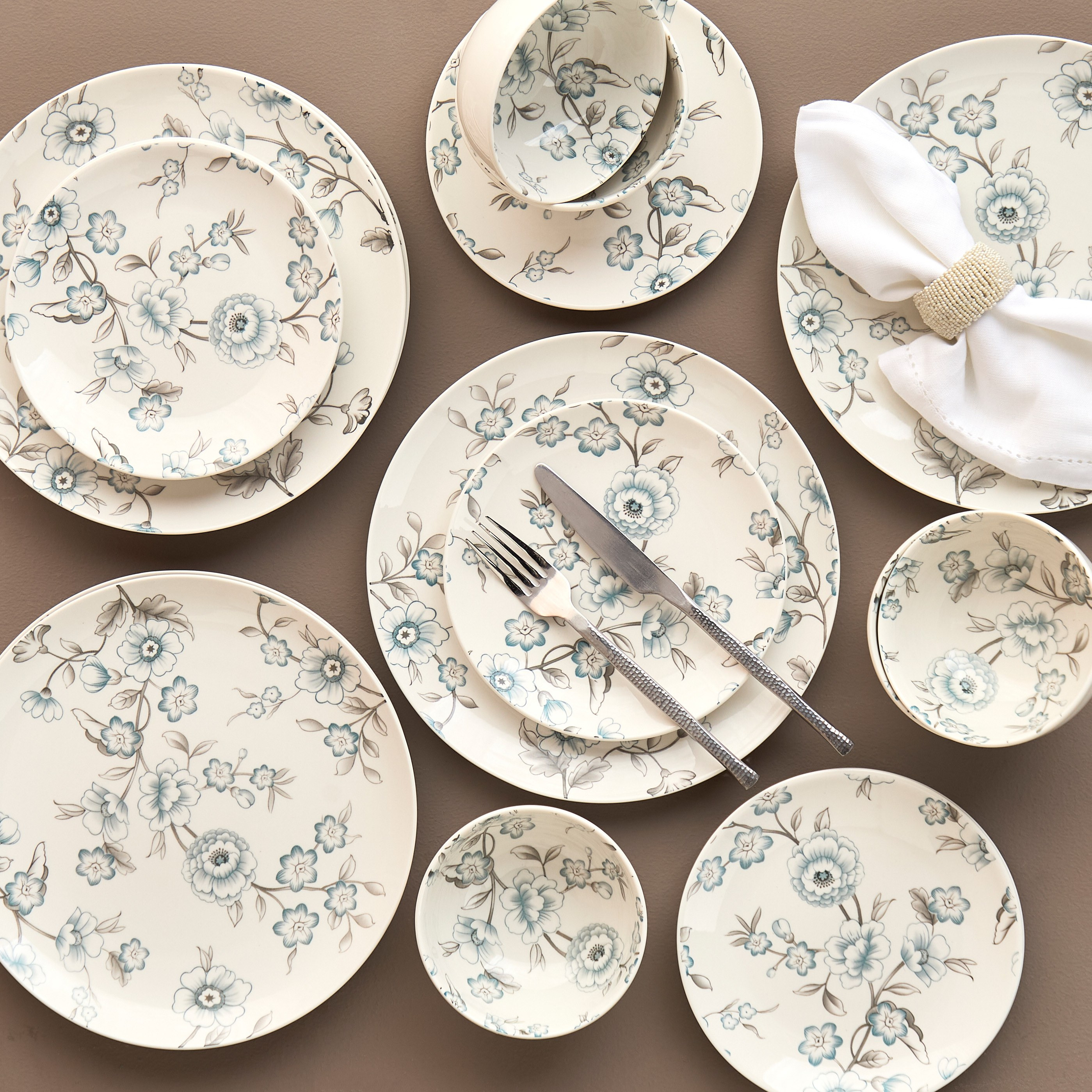 Alice 18-Piece Porcelain Dinner Set - Serves 6-household-dining-dinnerware-dinnersets-image-1