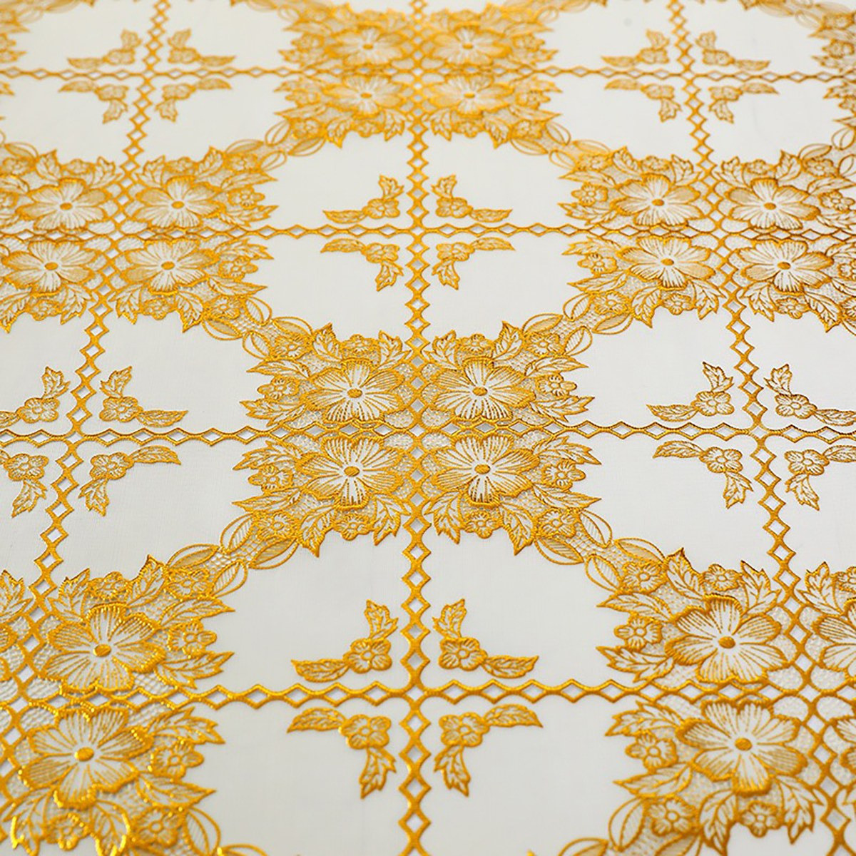 Maaz Table Cover - 137x183 cm-household-dining-tablelinen-runnersandtablecovers-image-2